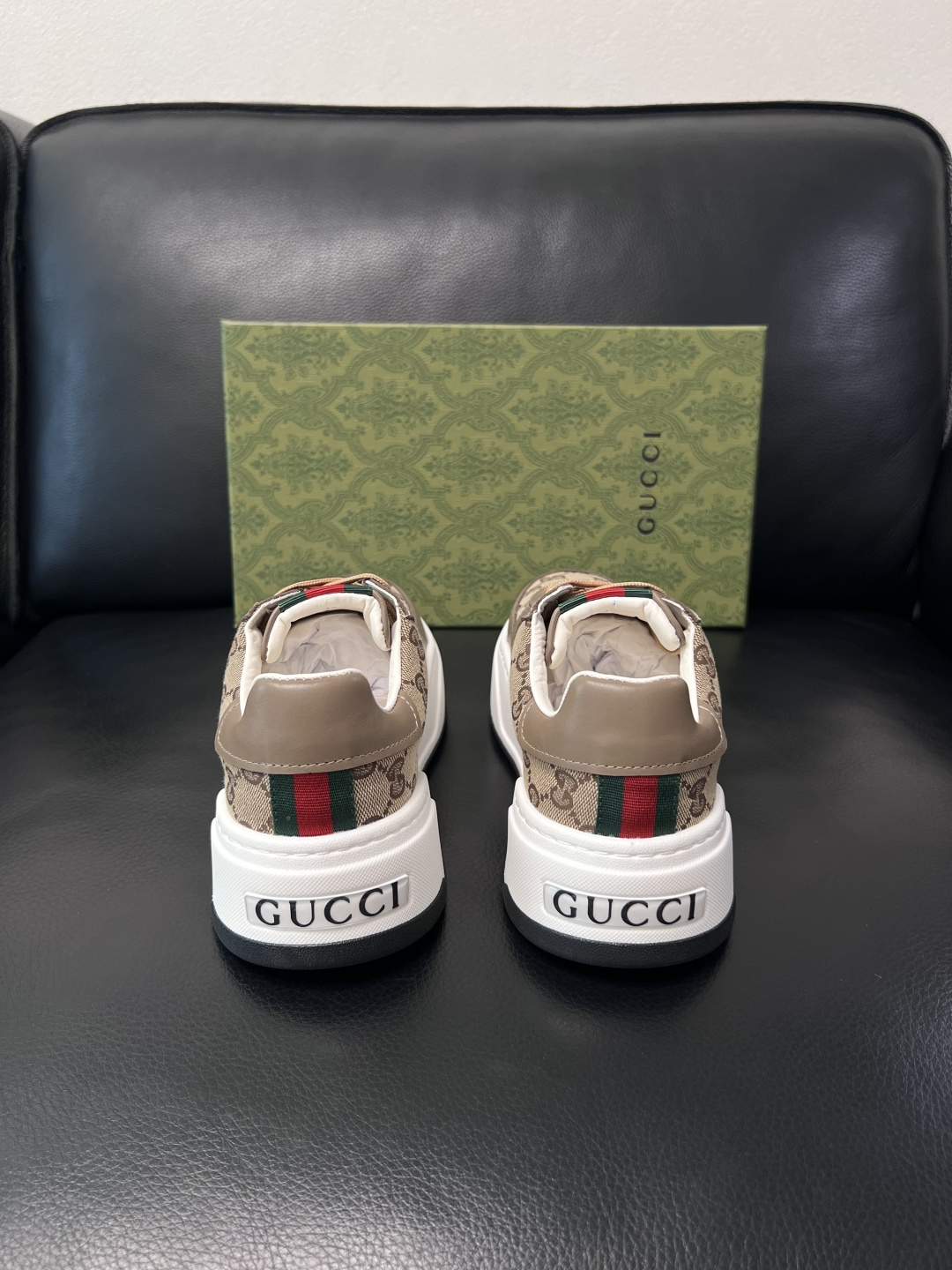 Gucci  高品质  顶级工艺品  古奇专柜新款，原厂配置意大利进口牛皮搭配印花布面料，进口牛皮内里垫