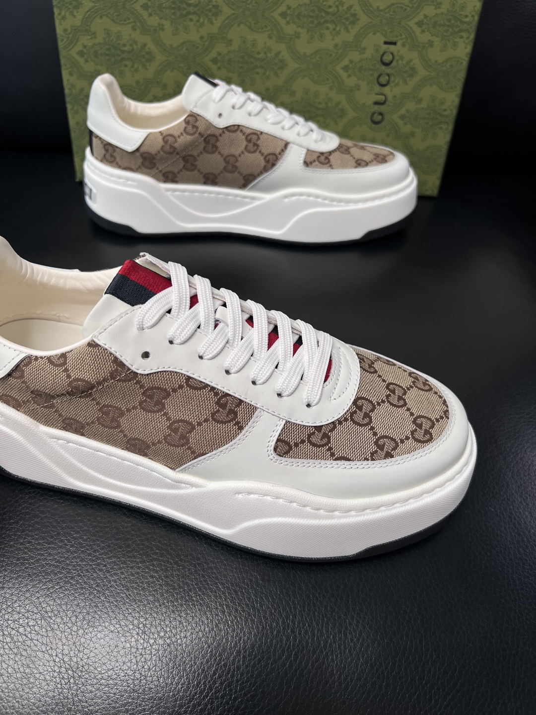 Gucci  高品质  顶级工艺品  古奇专柜新款，原厂配置意大利进口牛皮搭配印花布面料，进口牛皮内里垫