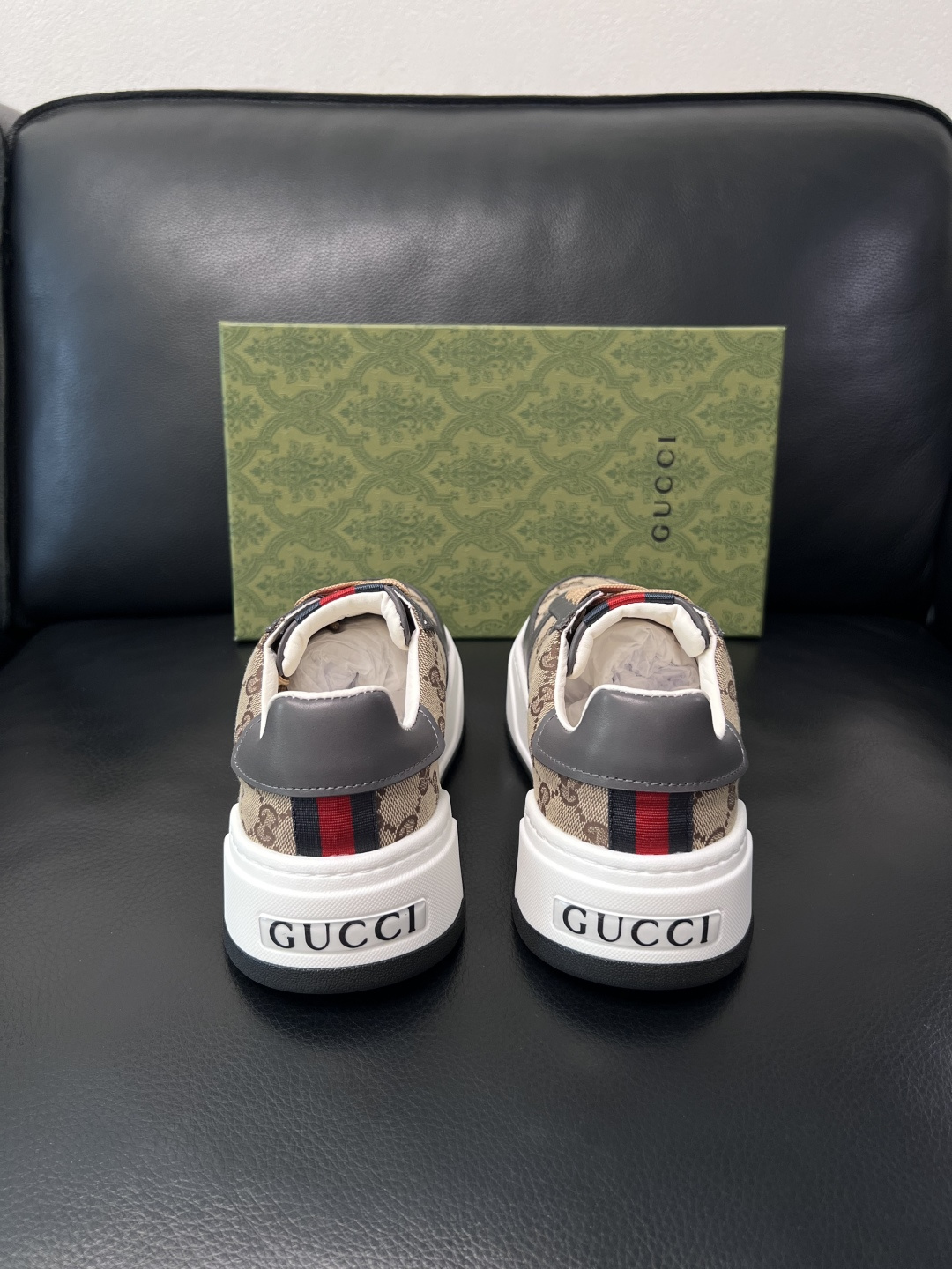 Gucci  高品质  顶级工艺品  古奇专柜新款，原厂配置意大利进口牛皮搭配印花布面料，进口牛皮内里垫