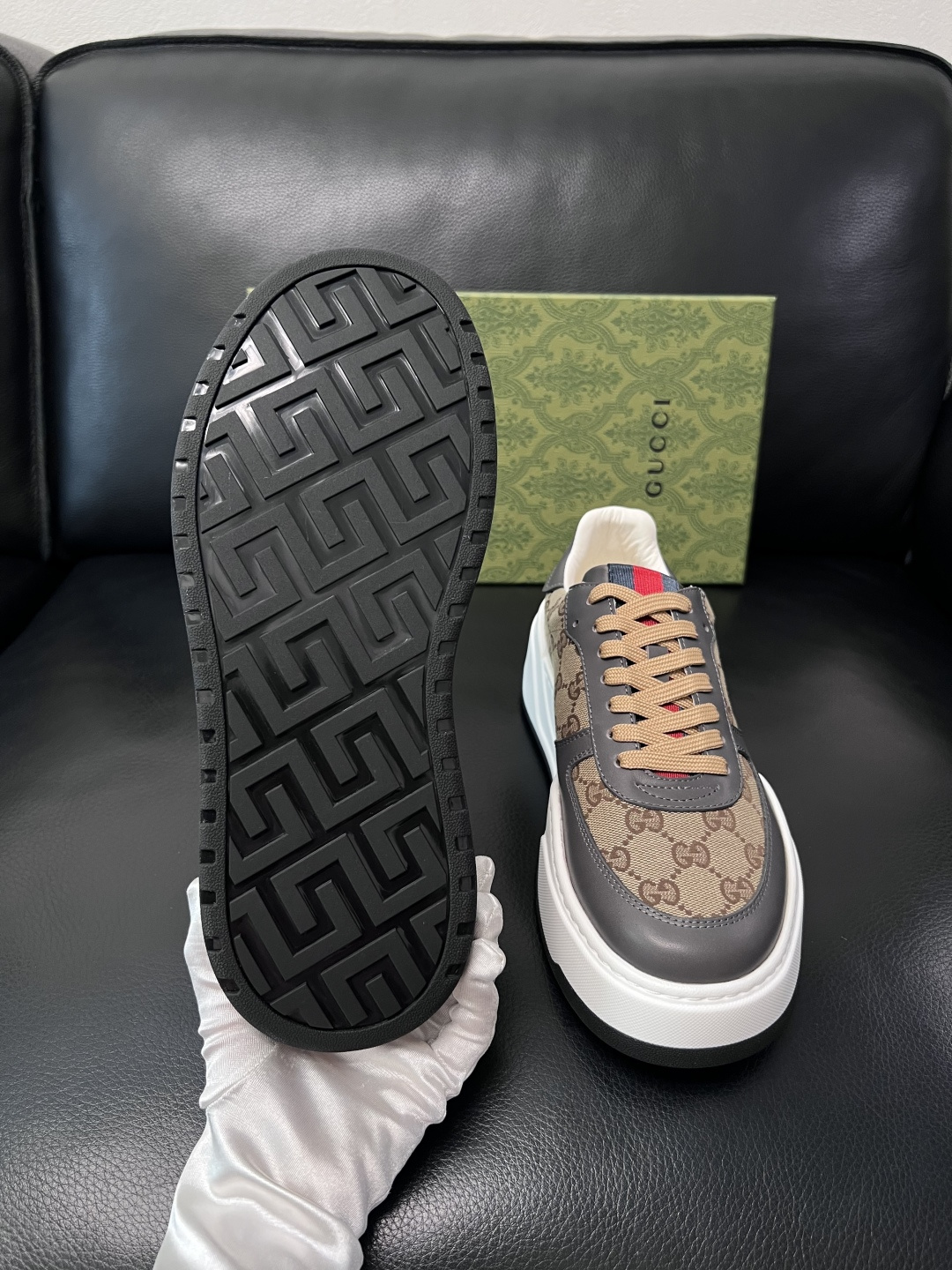 Gucci  高品质  顶级工艺品  古奇专柜新款，原厂配置意大利进口牛皮搭配印花布面料，进口牛皮内里垫