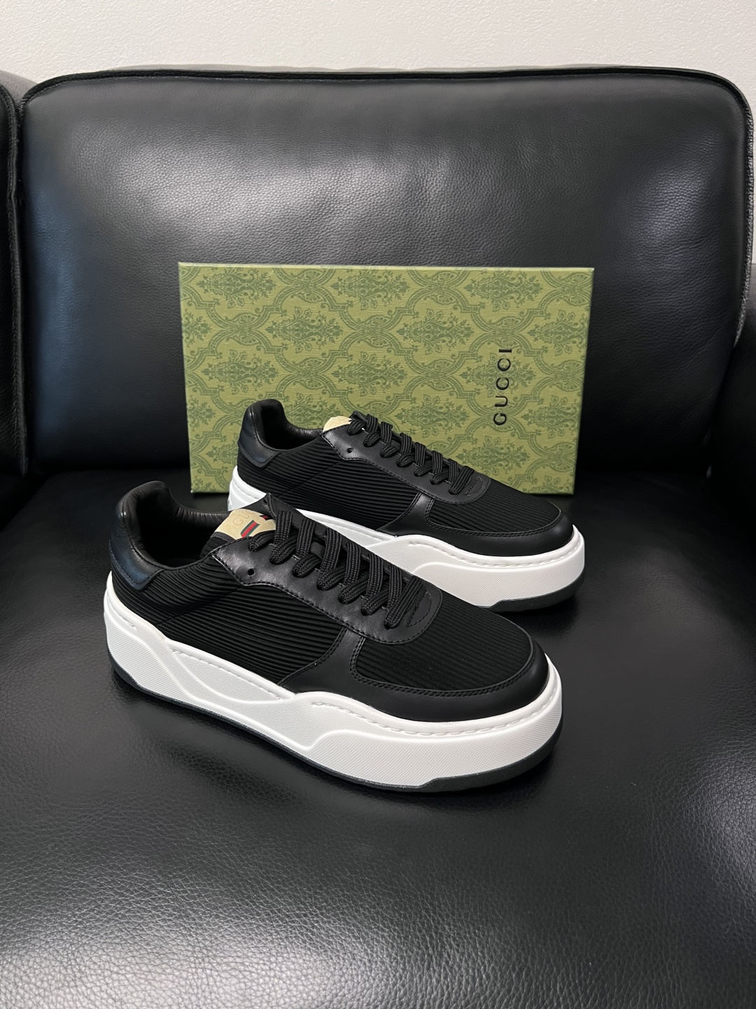 Gucci  高品质  顶级工艺品  古奇专柜新款，原厂配置意大利进口牛皮搭配印花布面料，进口牛皮内里垫