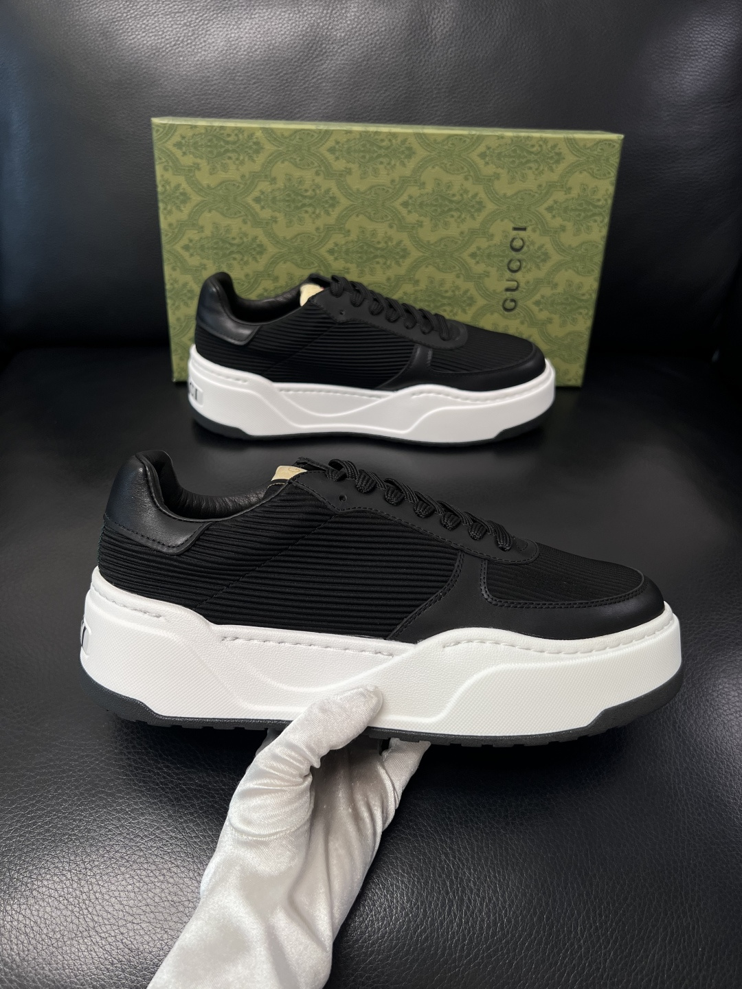 Gucci  高品质  顶级工艺品  古奇专柜新款，原厂配置意大利进口牛皮搭配印花布面料，进口牛皮内里垫