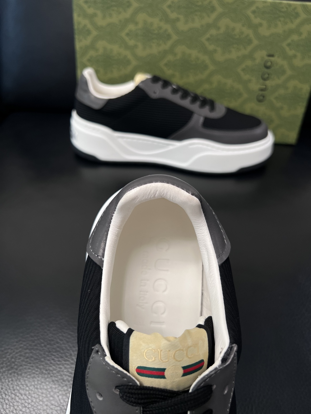 Gucci  高品质  顶级工艺品  古奇专柜新款，原厂配置意大利进口牛皮搭配印花布面料，进口牛皮内里垫