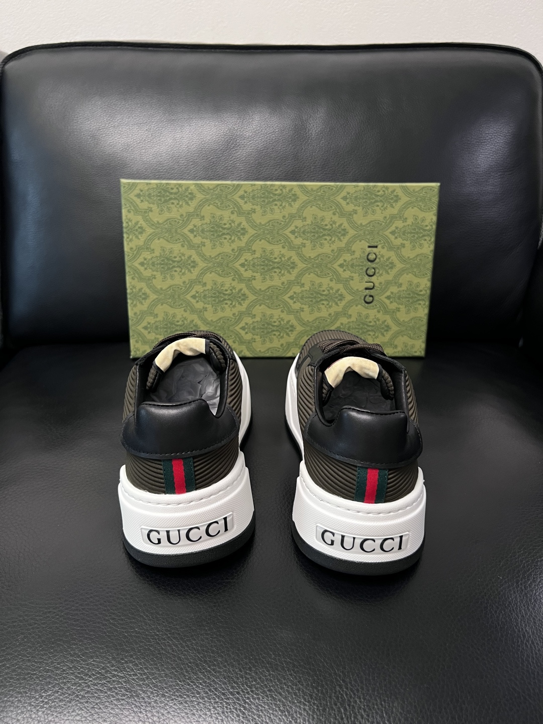 Gucci  高品质  顶级工艺品  古奇专柜新款，原厂配置意大利进口牛皮搭配印花布面料，进口牛皮内里垫
