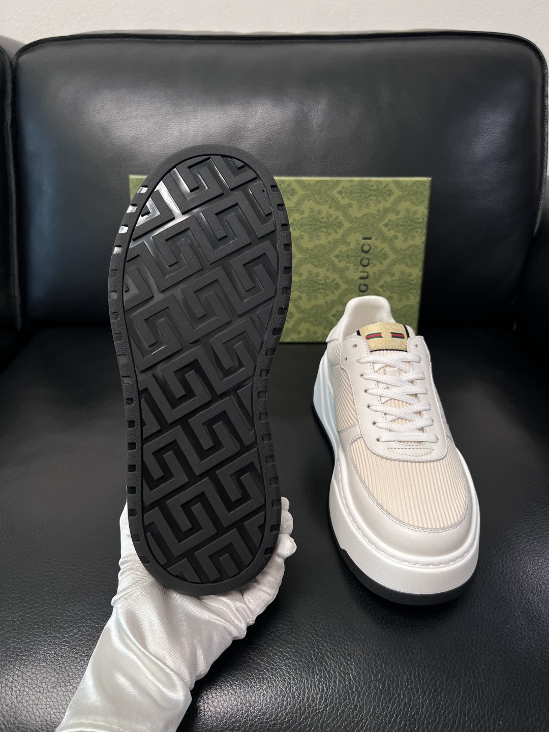 Gucci  高品质  顶级工艺品  古奇专柜新款，原厂配置意大利进口牛皮搭配印花布面料，进口牛皮内里垫