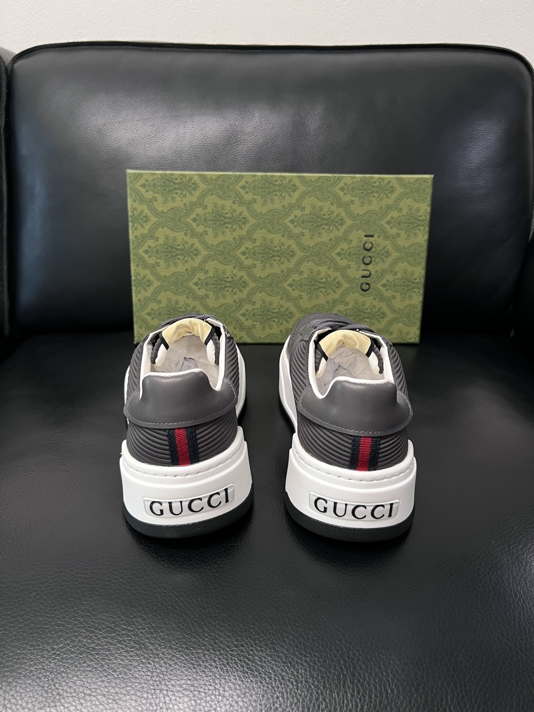 Gucci  高品质  顶级工艺品  古奇专柜新款，原厂配置意大利进口牛皮搭配印花布面料，进口牛皮内里垫