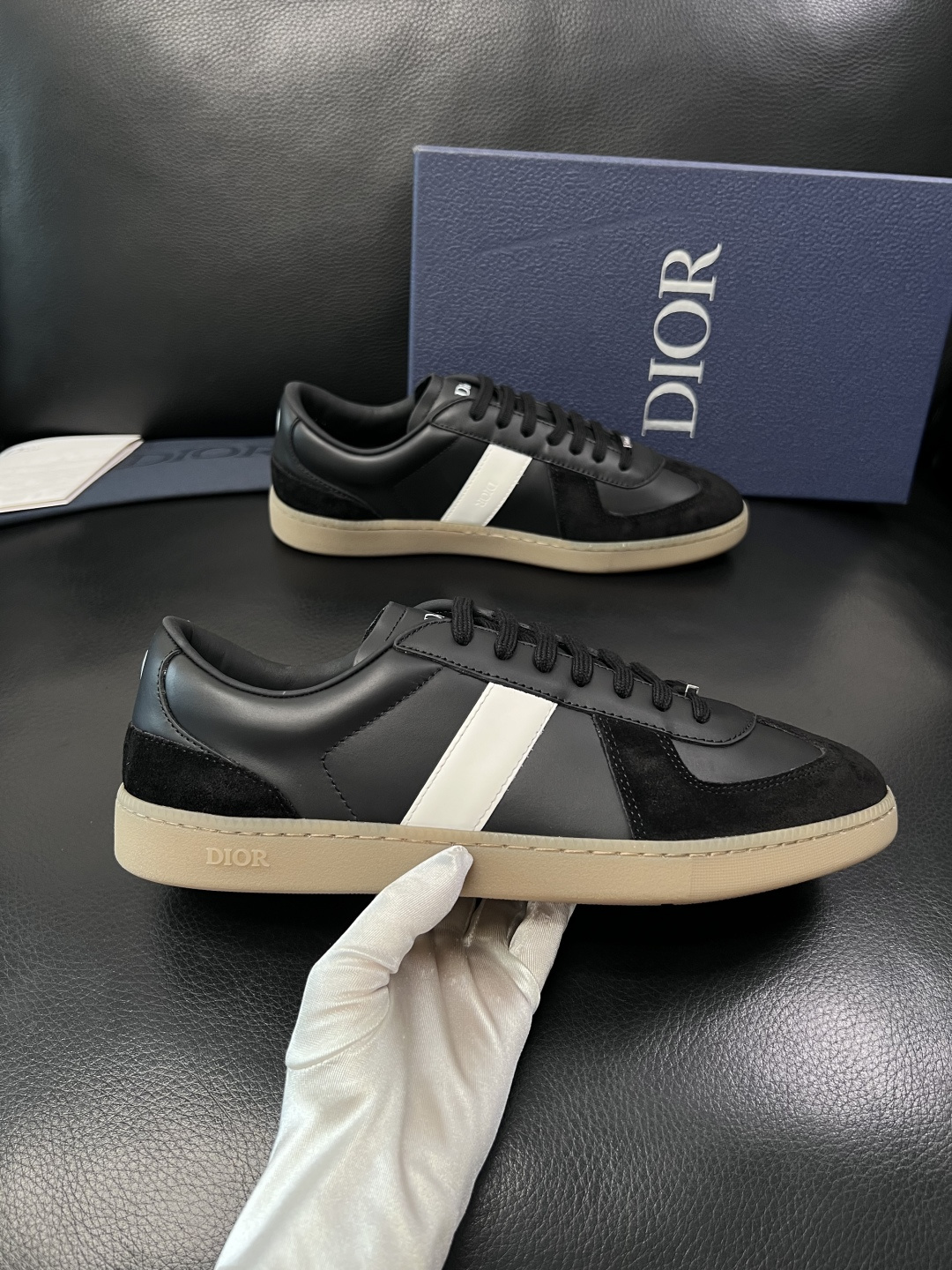 Dior 顶级工艺品 迪奥  专柜同步 原厂配置，意大利进口原版牛皮面料，透气舒适进口水染牛里垫，鞋底：
