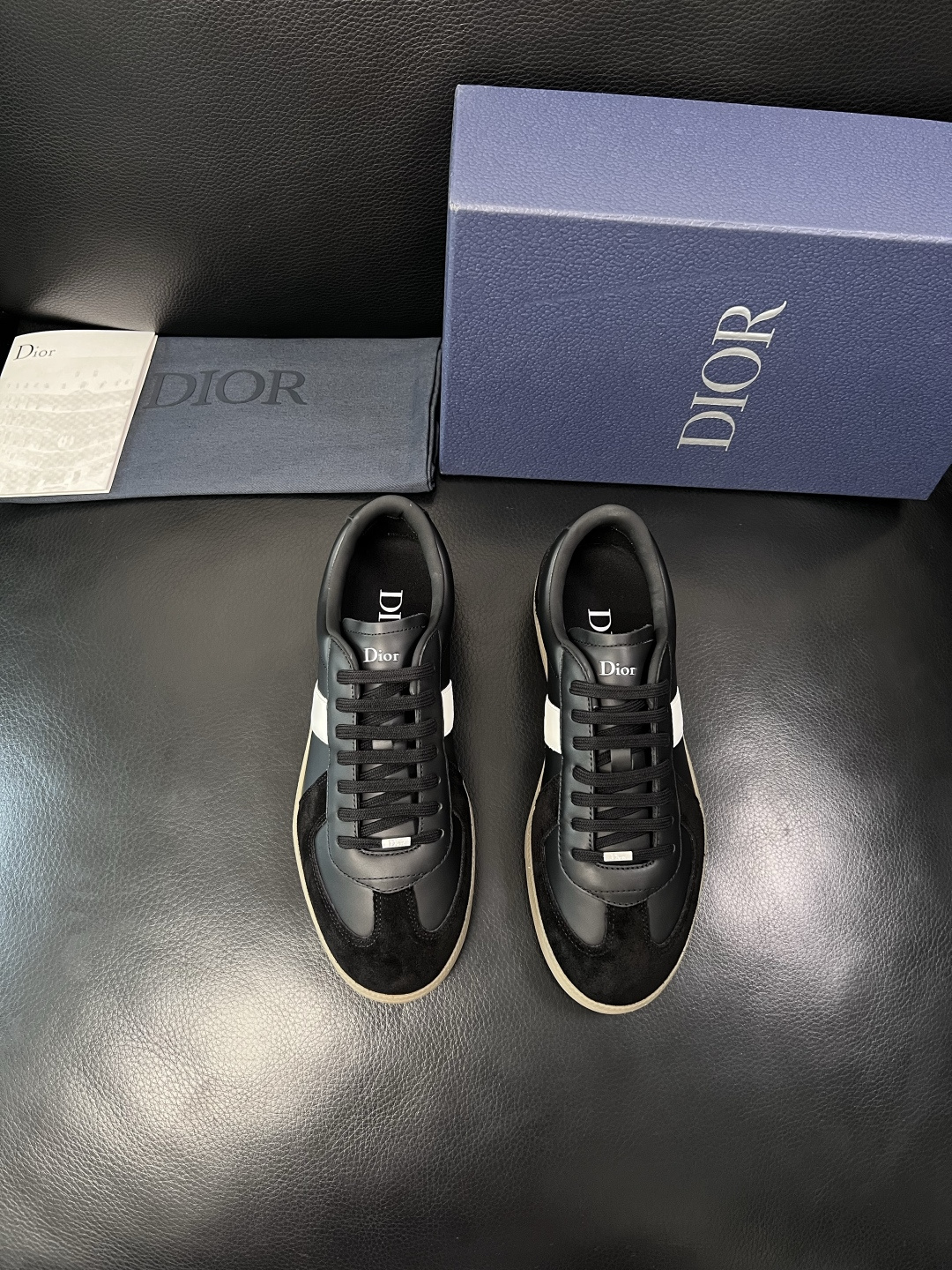 Dior 顶级工艺品 迪奥  专柜同步 原厂配置，意大利进口原版牛皮面料，透气舒适进口水染牛里垫，鞋底：