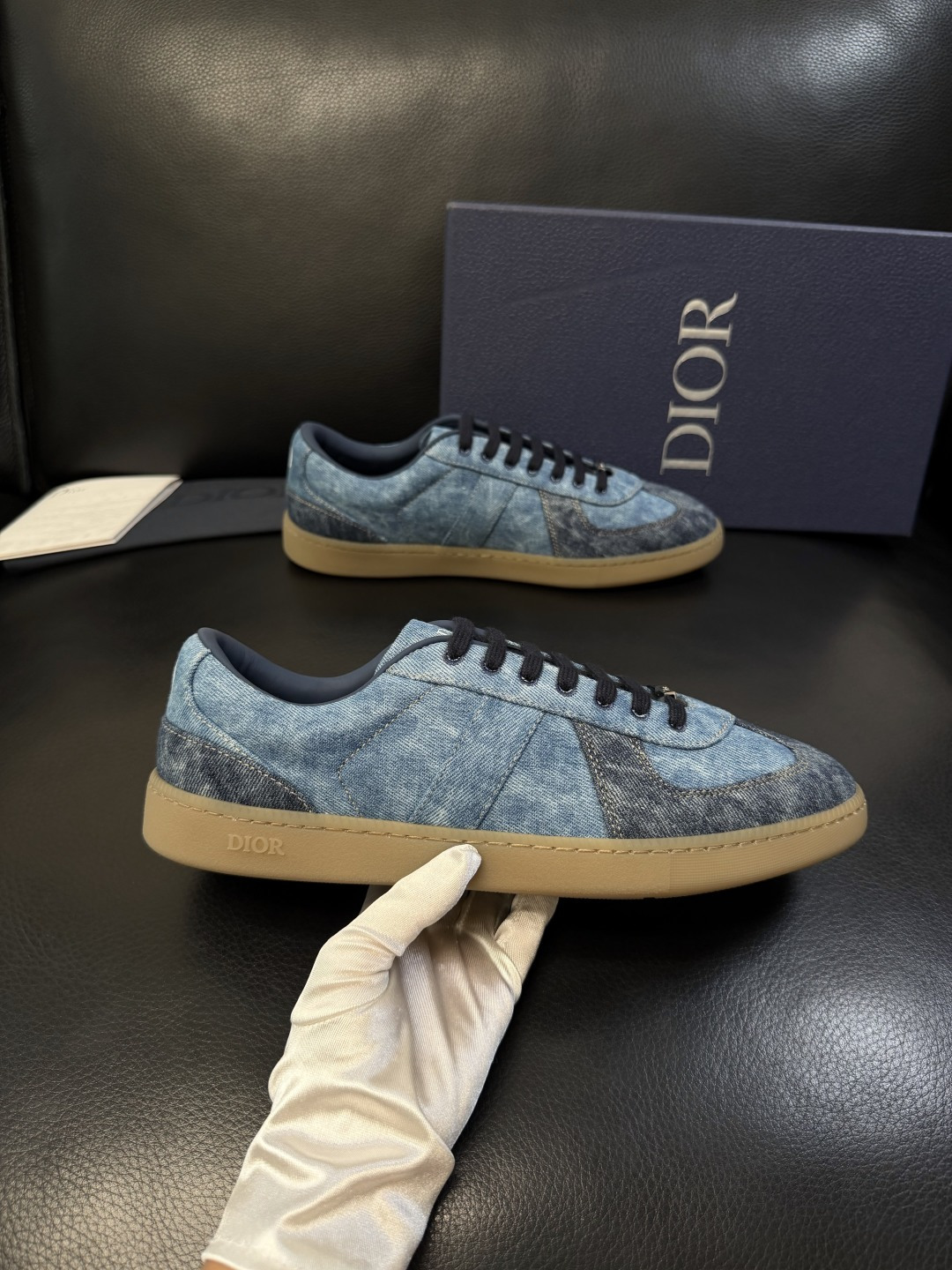 Dior 顶级工艺品 迪奥  专柜同步 原厂配置，意大利进口原版牛皮面料，透气舒适进口水染牛里垫，鞋底：