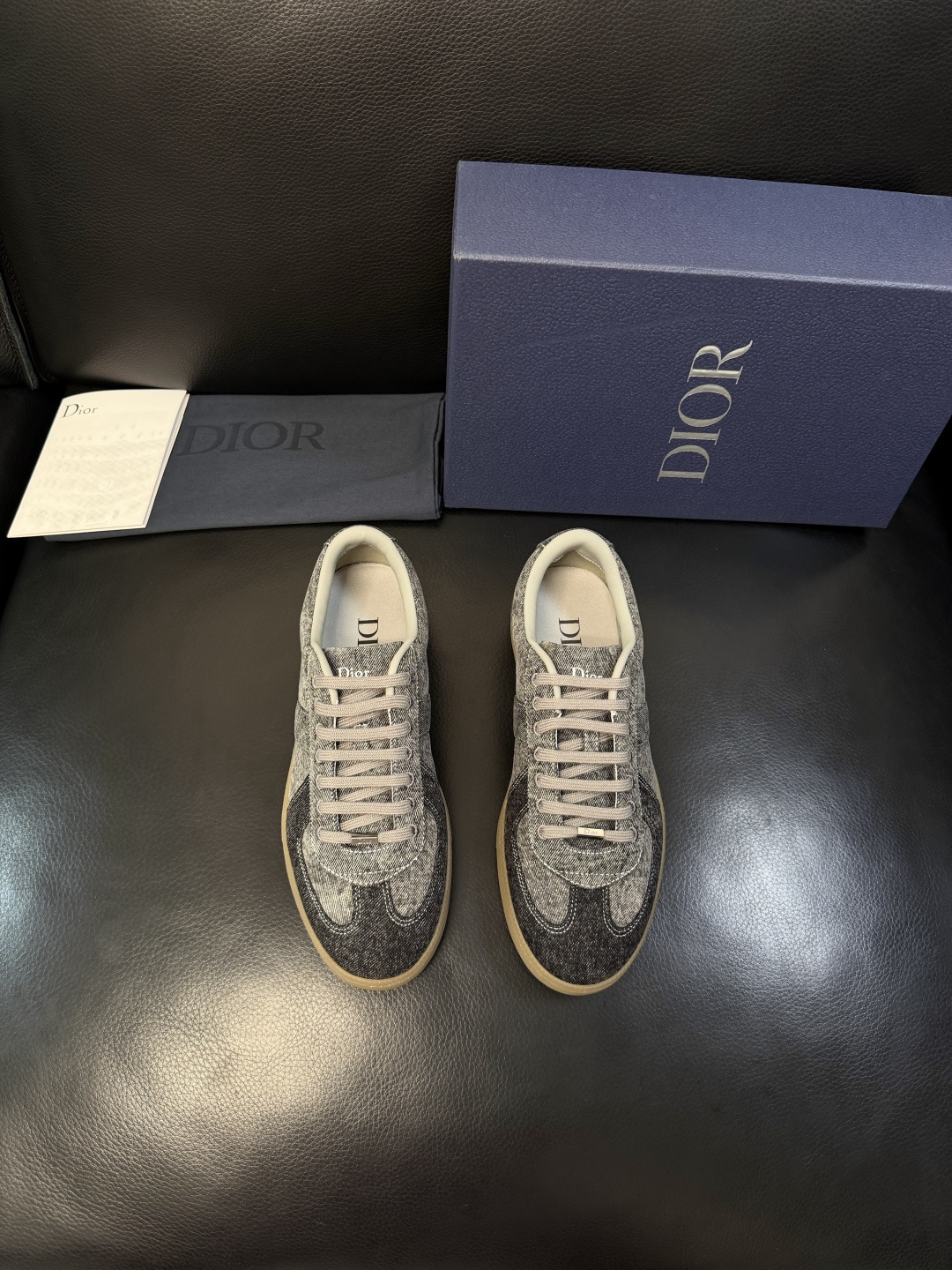 Dior 顶级工艺品 迪奥  专柜同步 原厂配置，意大利进口原版牛皮面料，透气舒适进口水染牛里垫，鞋底：