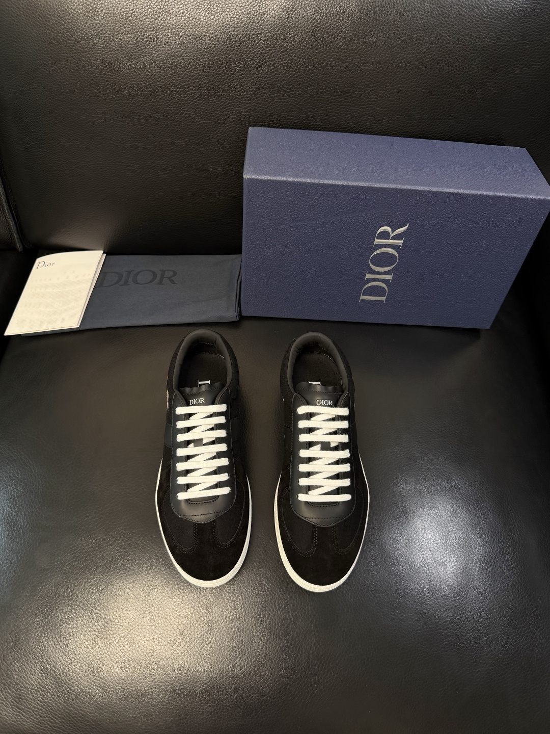 Dior 顶级工艺品 迪奥  专柜同步 原厂配置，意大利进口原版牛皮面料，透气舒适进口水染牛里垫，鞋底：