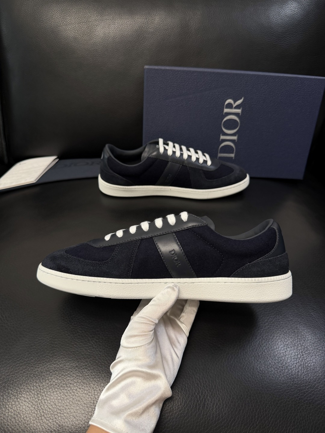 Dior 顶级工艺品 迪奥  专柜同步 原厂配置，意大利进口原版牛皮面料，透气舒适进口水染牛里垫，鞋底：