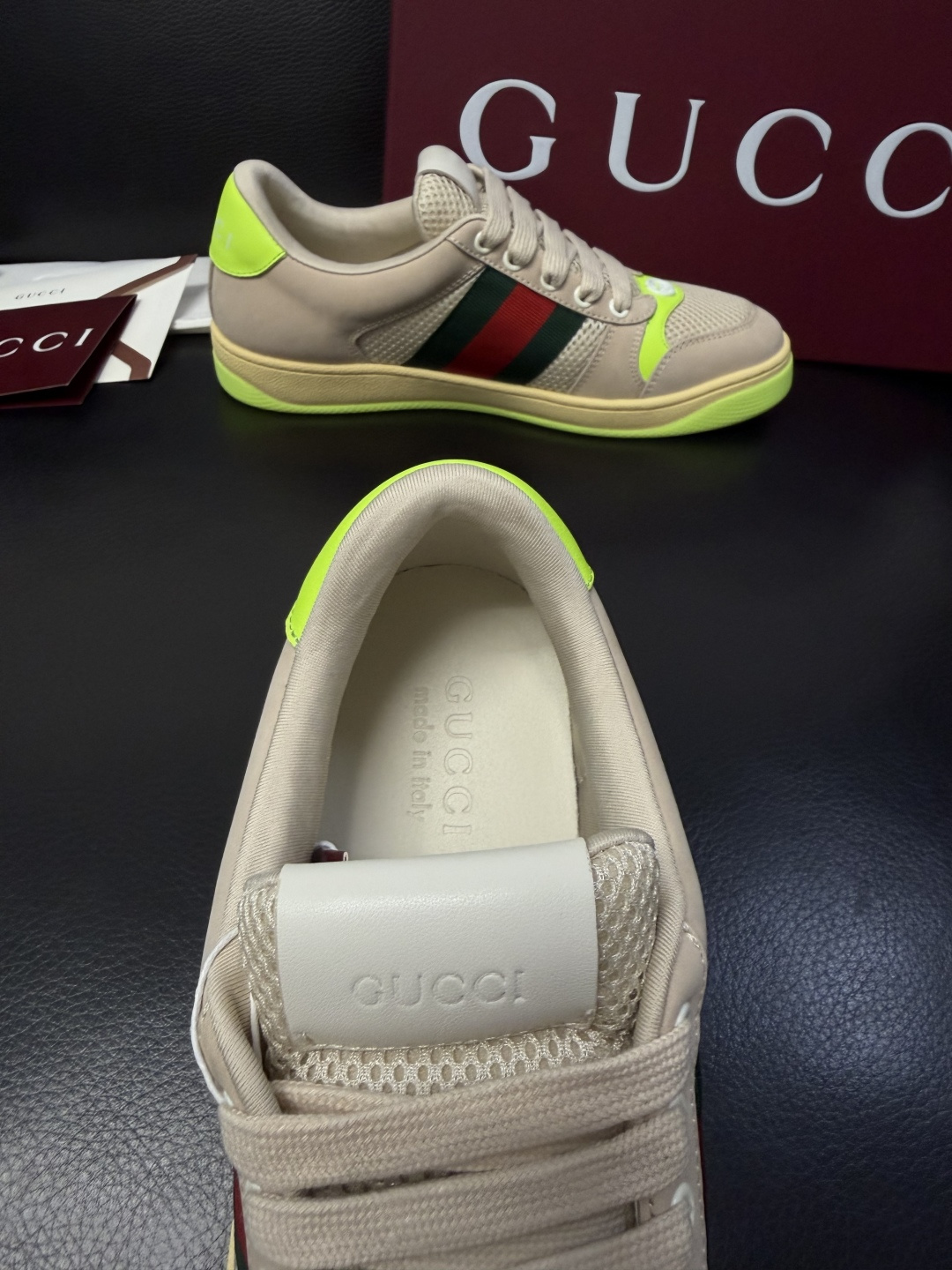 Gucci  高品质  顶级工艺品  古奇 专柜新款，原厂配置意大利进口牛皮  进口牛皮内里垫，透气舒适