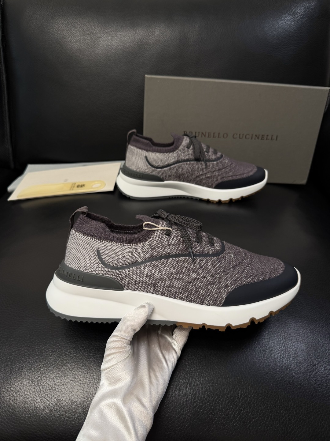 Brunello Cucinelli  高品质 顶级工艺品  BC  专柜同步原厂配置，意大利进口牛皮面