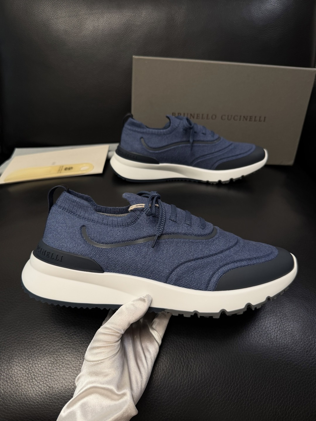 Brunello Cucinelli  高品质 顶级工艺品  BC  专柜同步原厂配置，意大利进口牛皮面