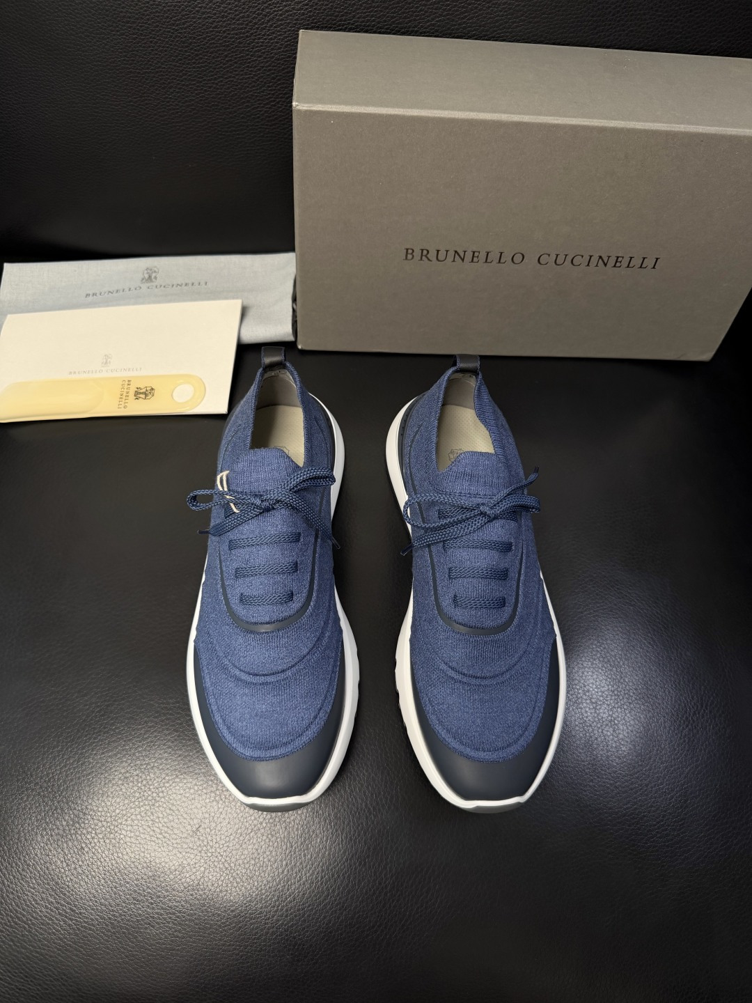 Brunello Cucinelli  高品质 顶级工艺品  BC  专柜同步原厂配置，意大利进口牛皮面