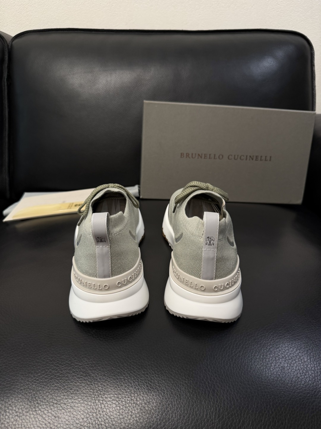 Brunello Cucinelli  高品质 顶级工艺品  BC  专柜同步原厂配置，意大利进口牛皮面