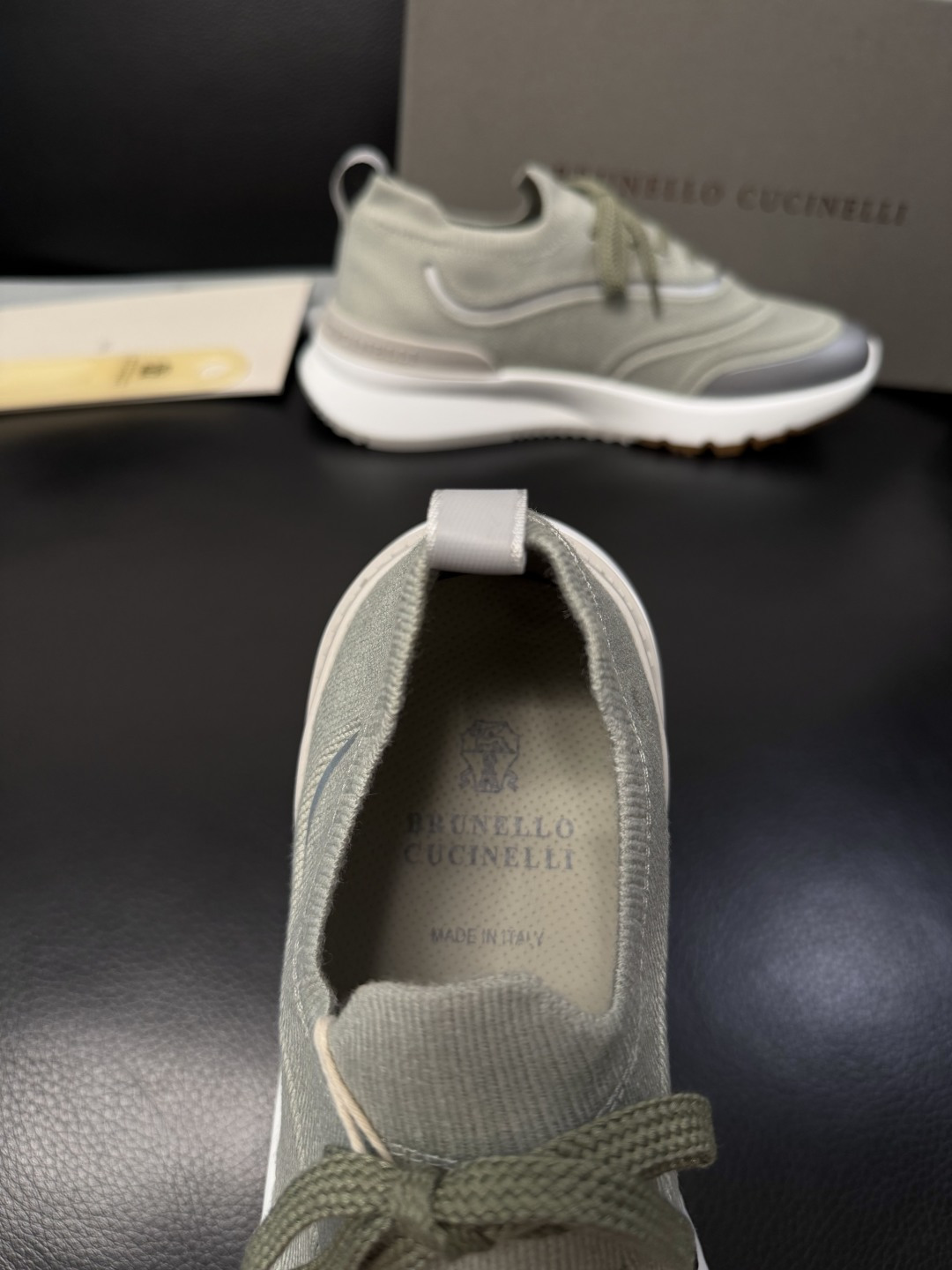 Brunello Cucinelli  高品质 顶级工艺品  BC  专柜同步原厂配置，意大利进口牛皮面