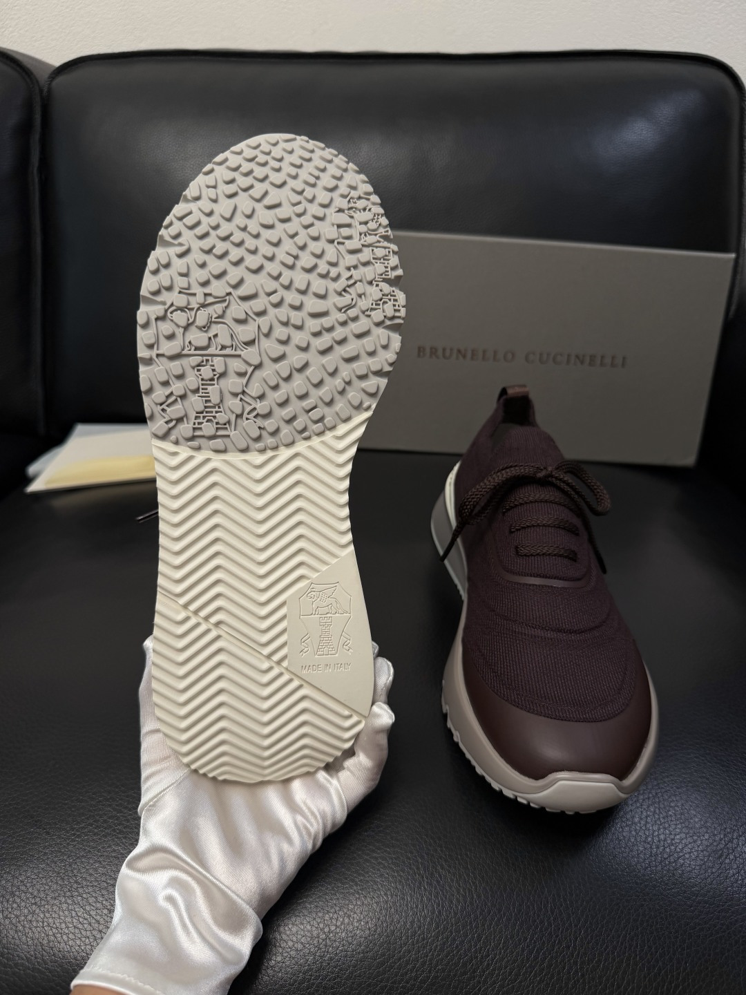 Brunello Cucinelli  高品质 顶级工艺品  BC  专柜同步原厂配置，意大利进口牛皮面