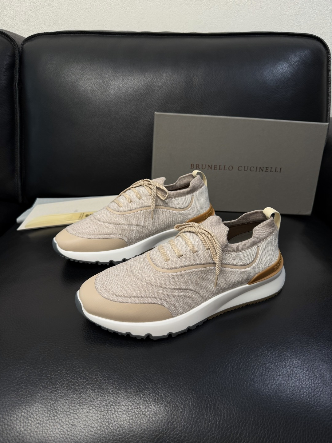 Brunello Cucinelli  高品质 顶级工艺品  BC  专柜同步原厂配置，意大利进口牛皮面