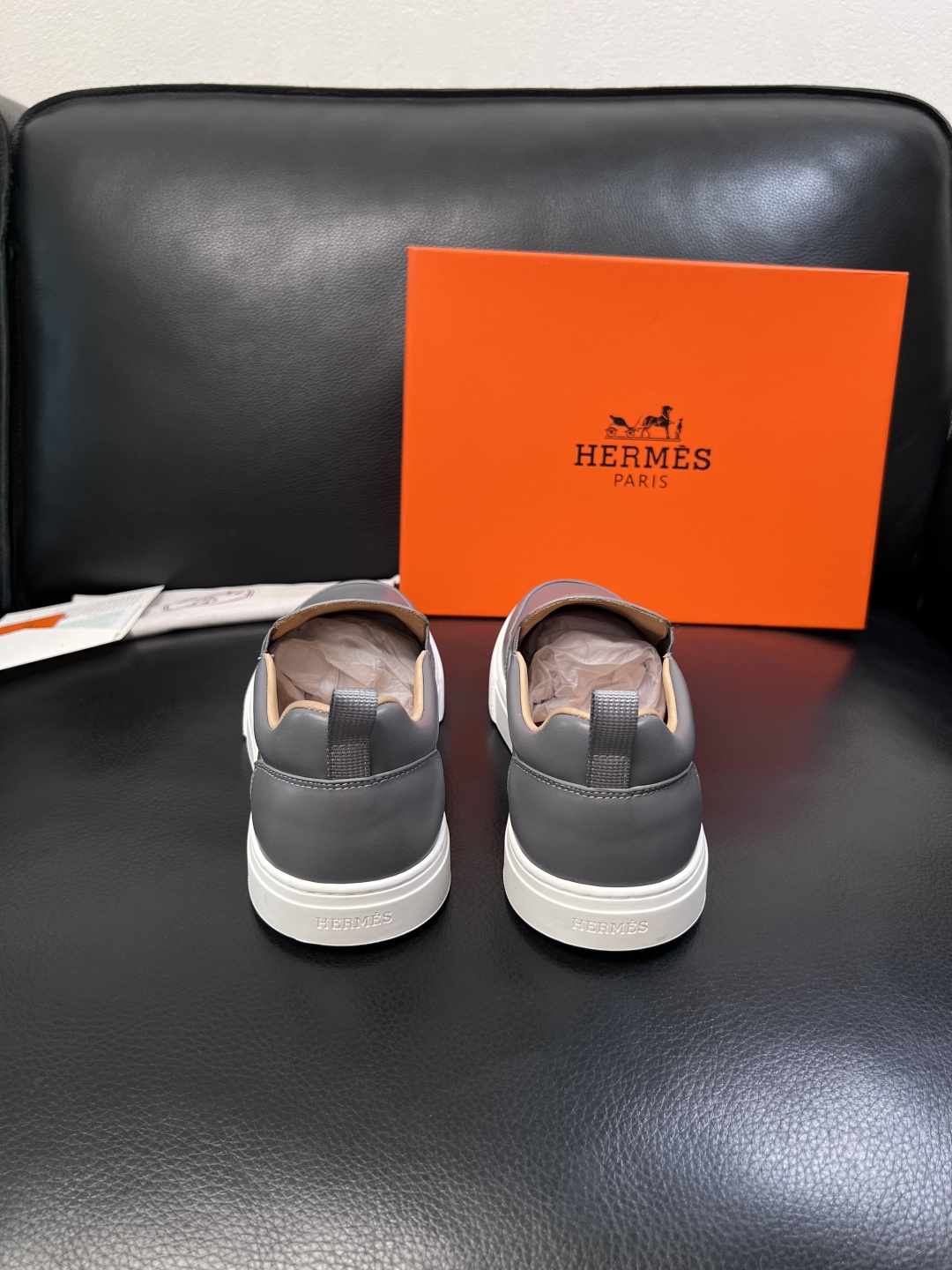 Hermes  高品质  顶级工艺品  爱马仕 专柜同步发售原厂配置，意大利进口原版牛皮面料，高品质拼接