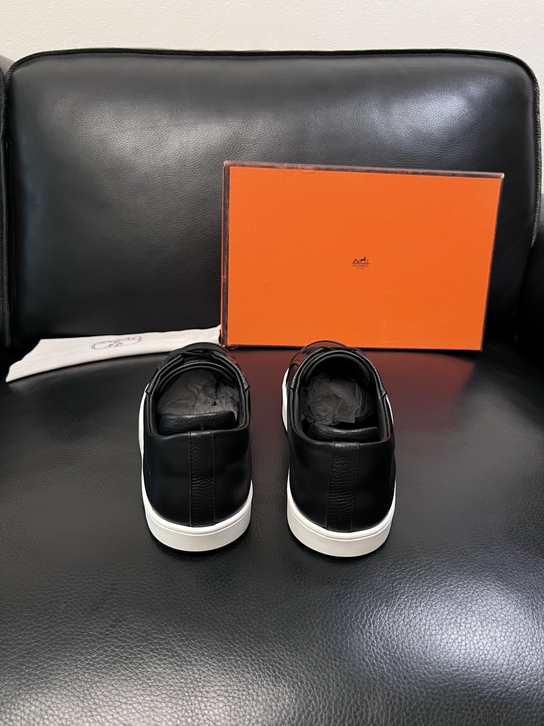 Hermes  高品质  顶级工艺品  爱马仕 专柜同步发售原厂配置，意大利进口原版牛皮面料，高品质拼接