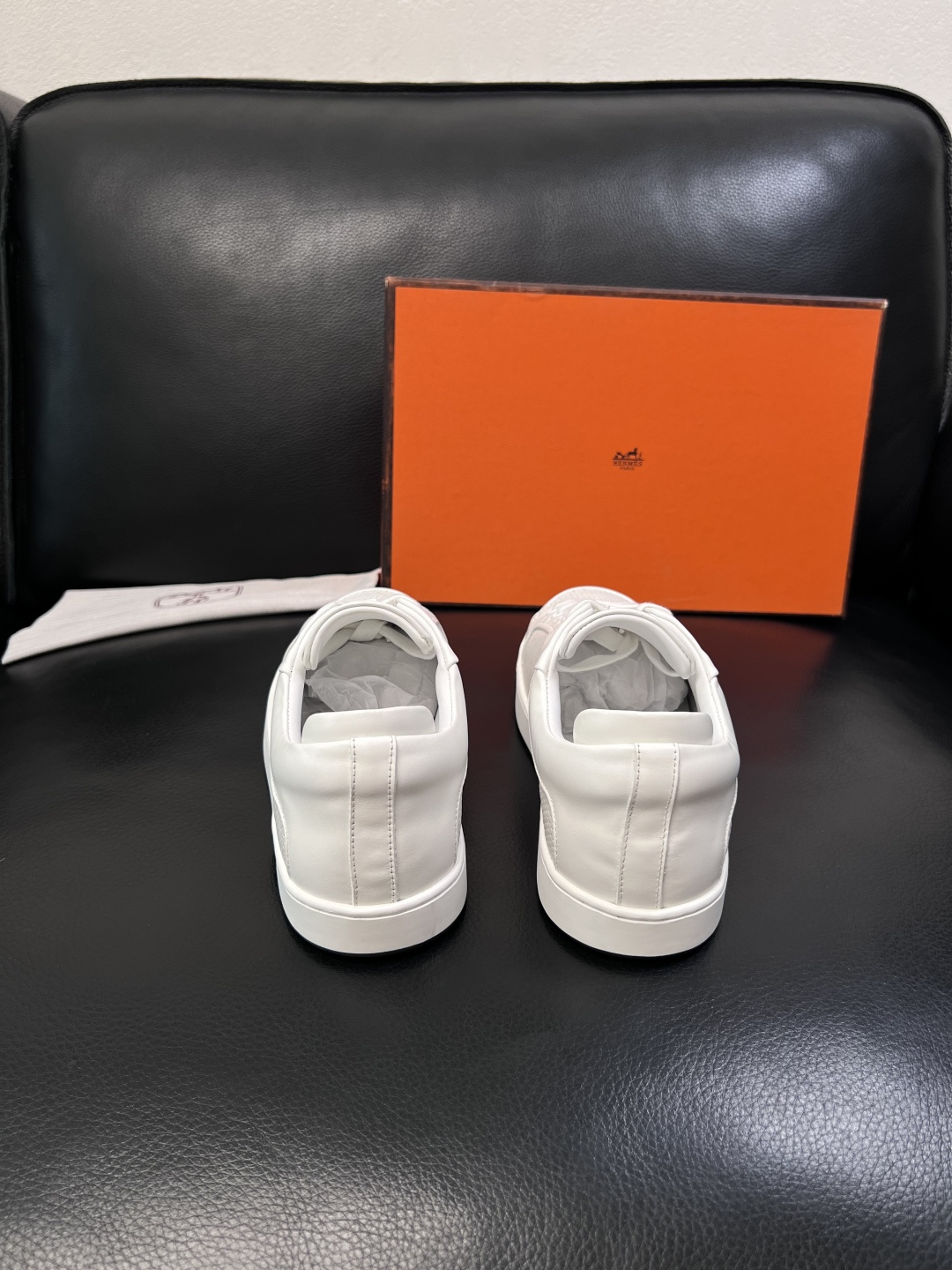 Hermes  高品质  顶级工艺品  爱马仕 专柜同步发售原厂配置，意大利进口原版牛皮面料，高品质拼接