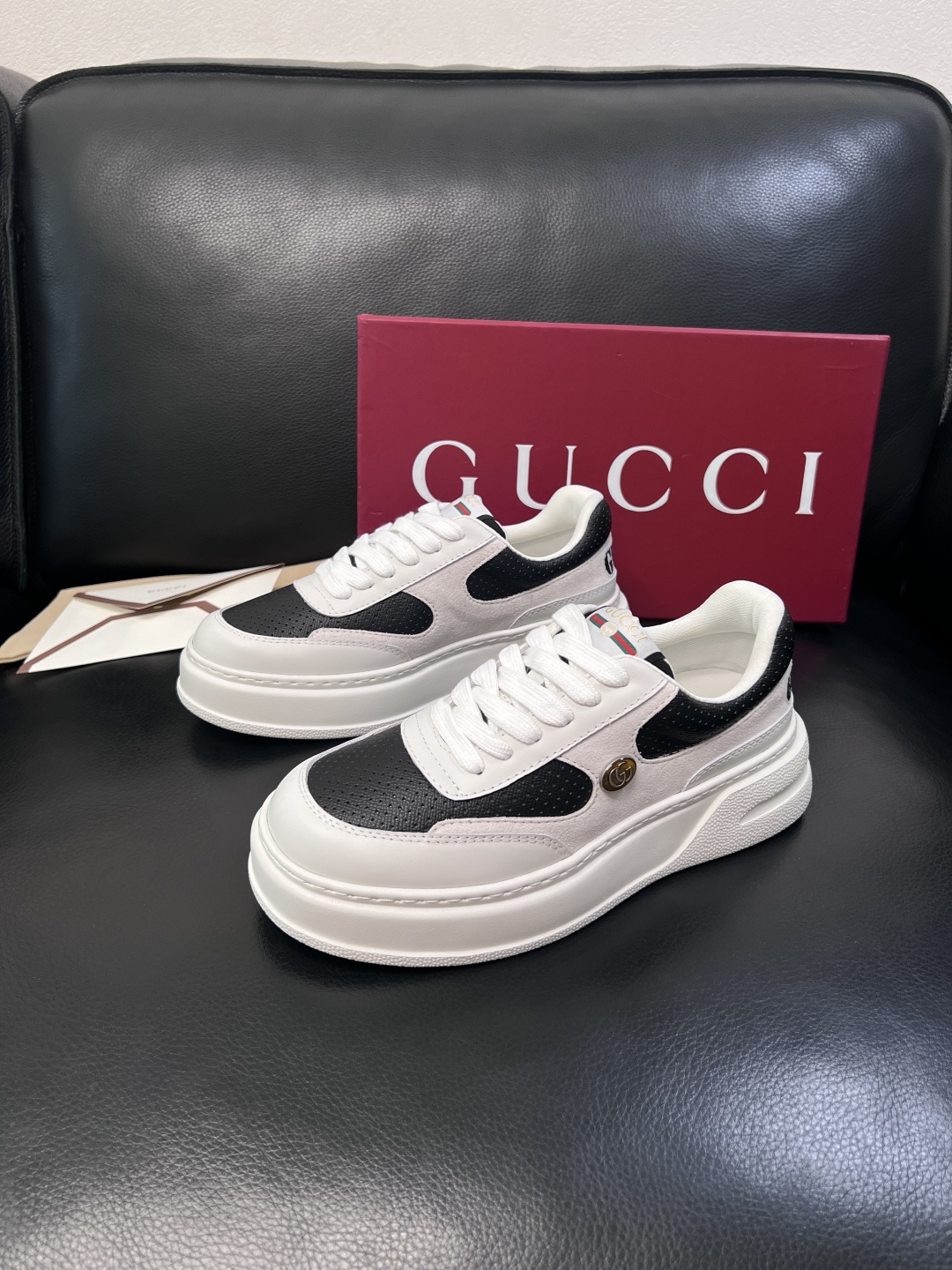 Gucci  高品质  顶级工艺品  古奇  专柜新款原厂配置，意大利进口牛皮搭配印花布面料，进口牛皮内
