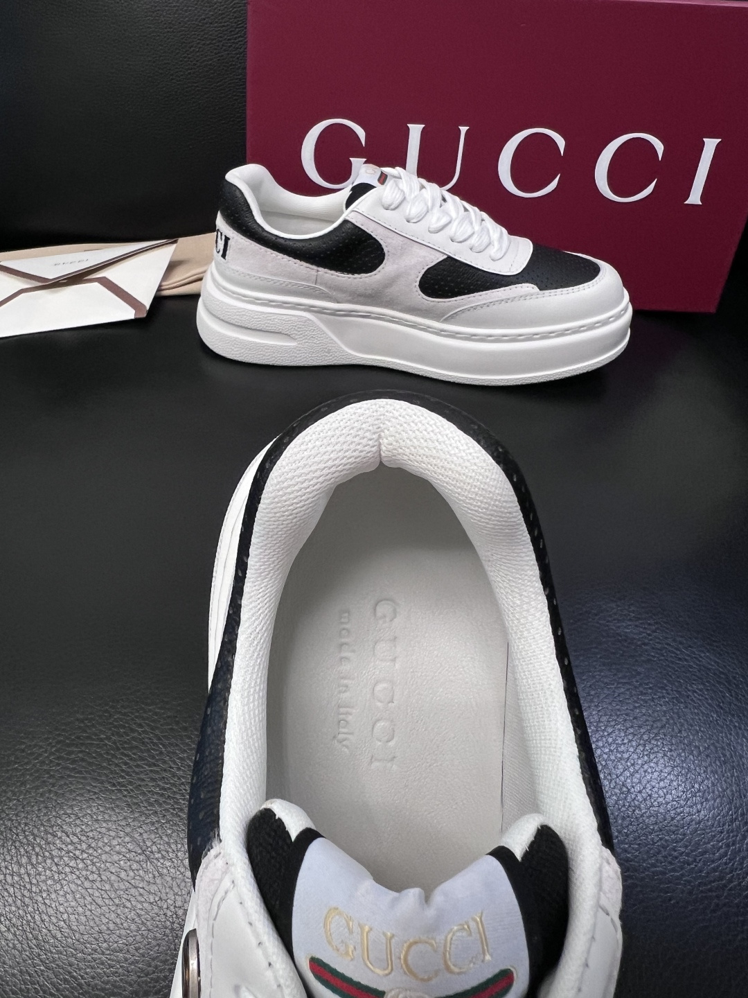 Gucci  高品质  顶级工艺品  古奇  专柜新款原厂配置，意大利进口牛皮搭配印花布面料，进口牛皮内