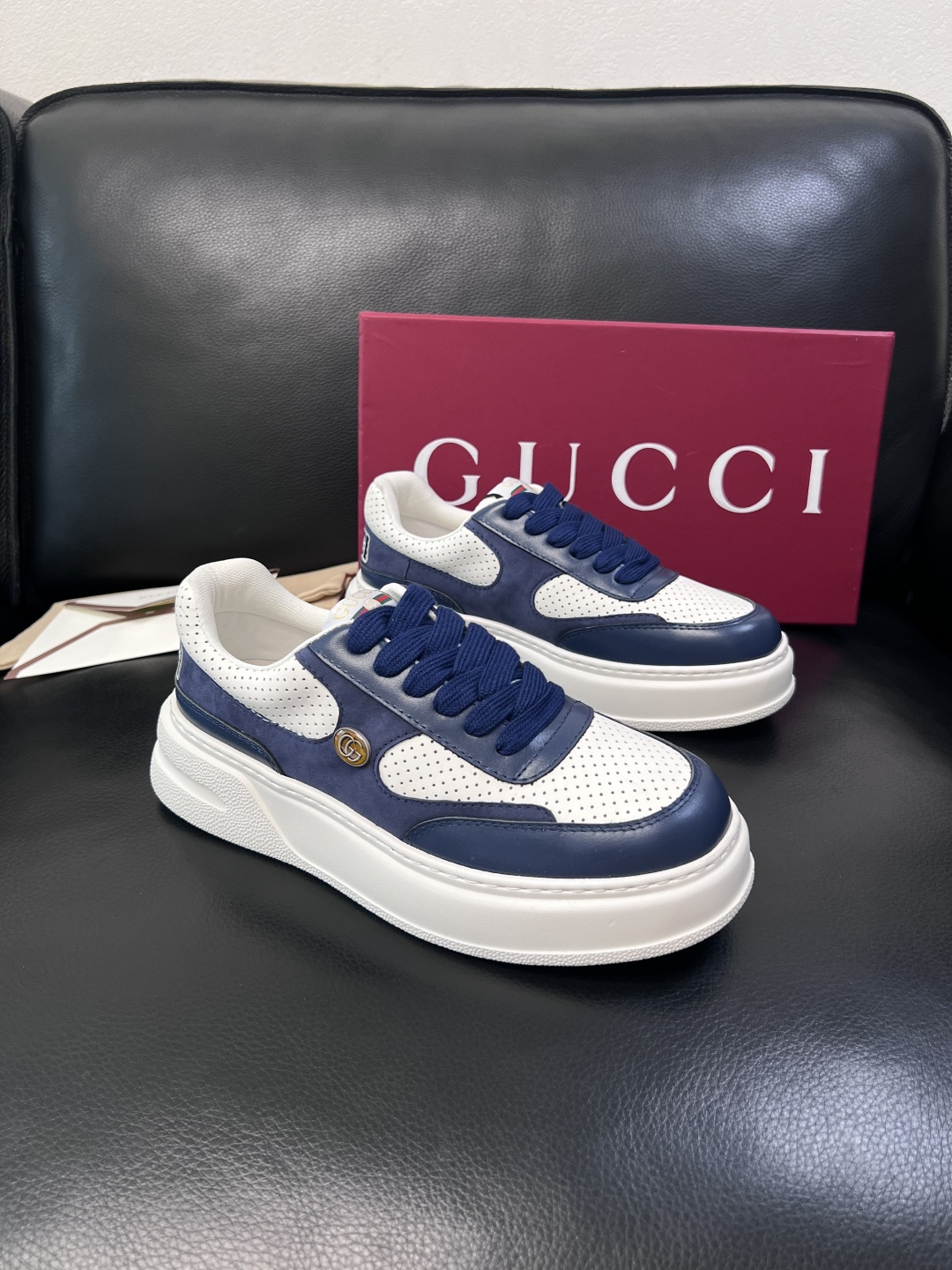 Gucci  高品质  顶级工艺品  古奇  专柜新款原厂配置，意大利进口牛皮搭配印花布面料，进口牛皮内