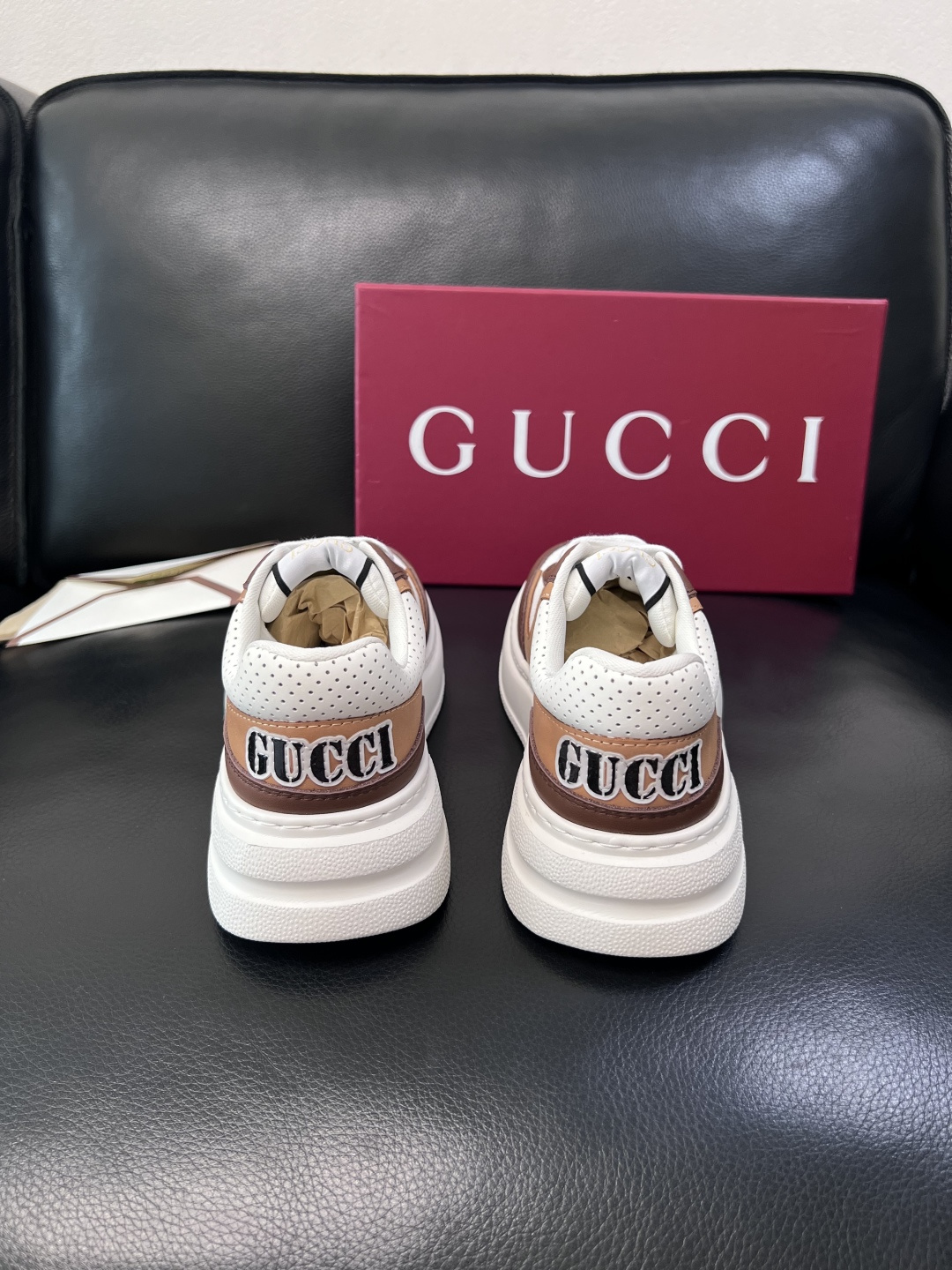 Gucci  高品质  顶级工艺品  古奇  专柜新款原厂配置，意大利进口牛皮搭配印花布面料，进口牛皮内