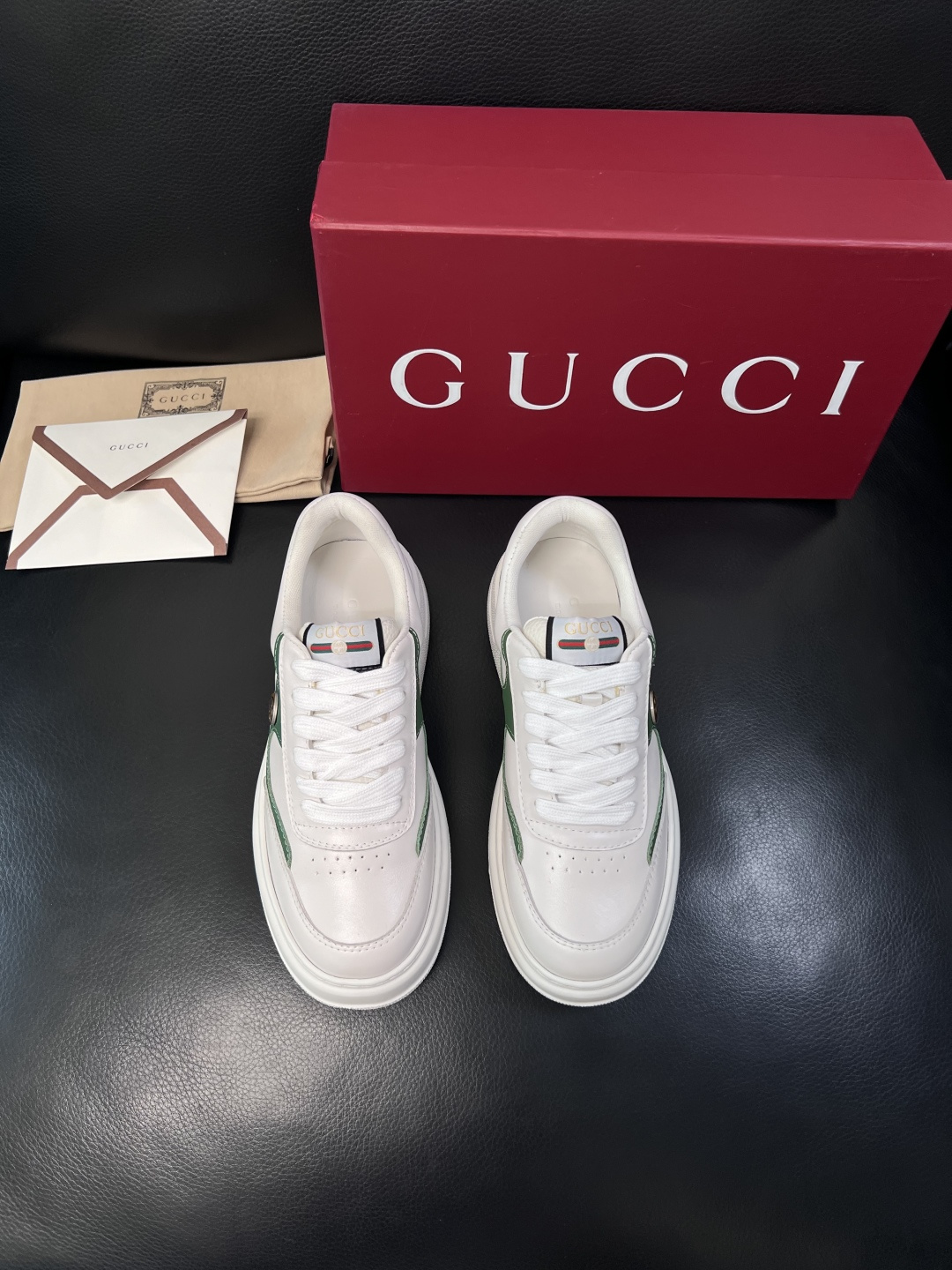 Gucci  高品质  顶级工艺品  古奇  专柜新款原厂配置，意大利进口牛皮搭配印花布面料，进口牛皮内