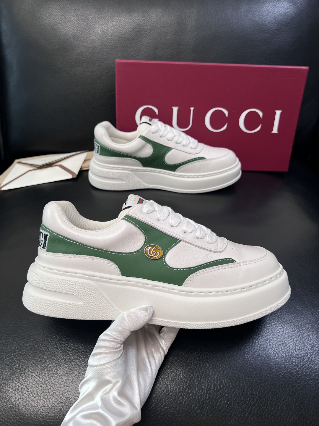 Gucci  高品质  顶级工艺品  古奇  专柜新款原厂配置，意大利进口牛皮搭配印花布面料，进口牛皮内