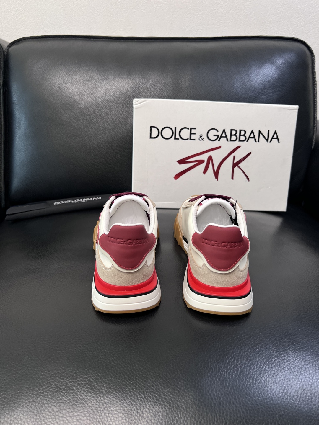 Dolce & Gabbana   高品质  顶级工艺品  杜嘉班纳 爆款专柜新品同步，鞋面意大利进口牛