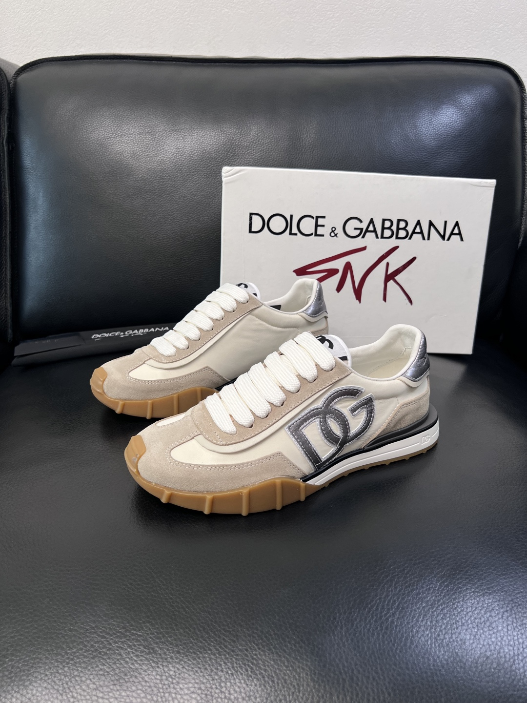 Dolce & Gabbana   高品质  顶级工艺品  杜嘉班纳 爆款专柜新品同步，鞋面意大利进口牛