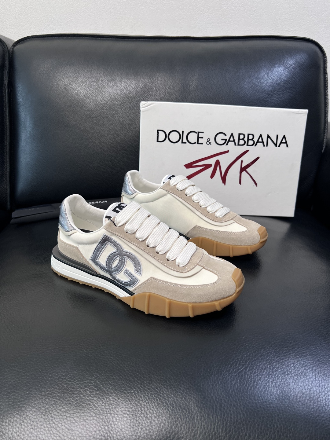 Dolce & Gabbana   高品质  顶级工艺品  杜嘉班纳 爆款专柜新品同步，鞋面意大利进口牛