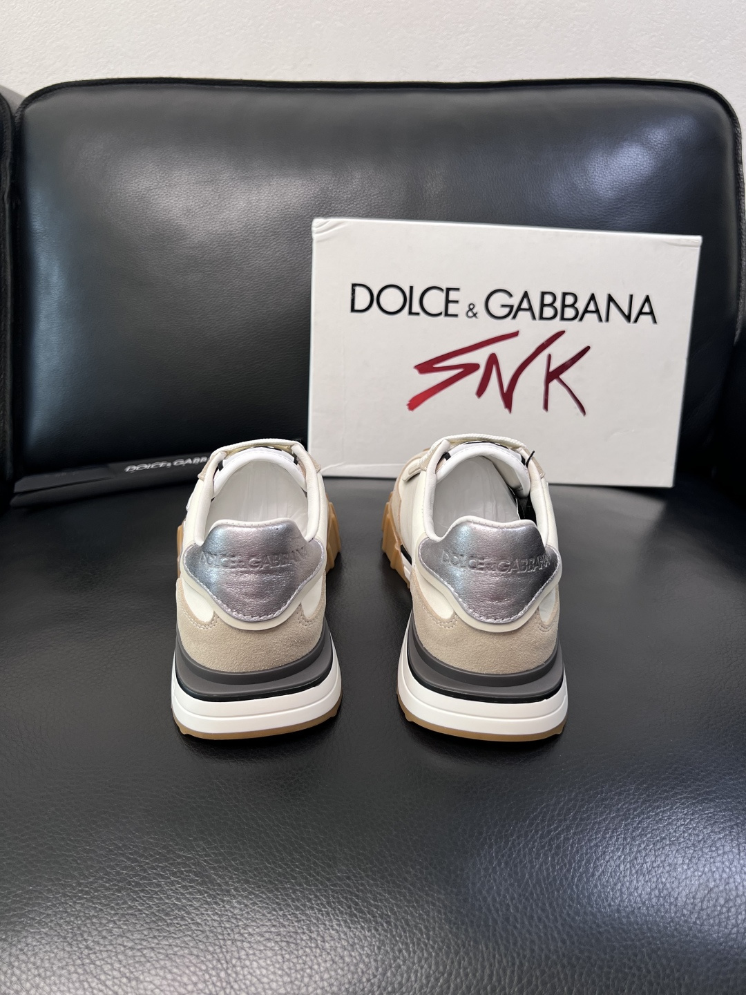 Dolce & Gabbana   高品质  顶级工艺品  杜嘉班纳 爆款专柜新品同步，鞋面意大利进口牛
