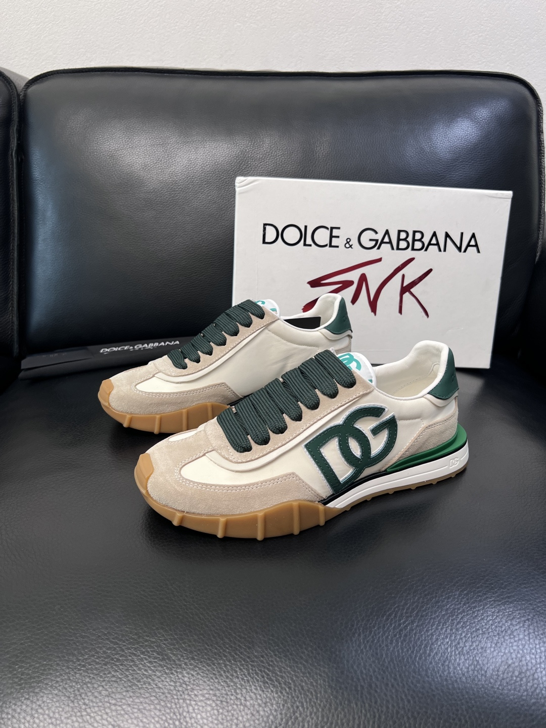 Dolce & Gabbana   高品质  顶级工艺品  杜嘉班纳 爆款专柜新品同步，鞋面意大利进口牛