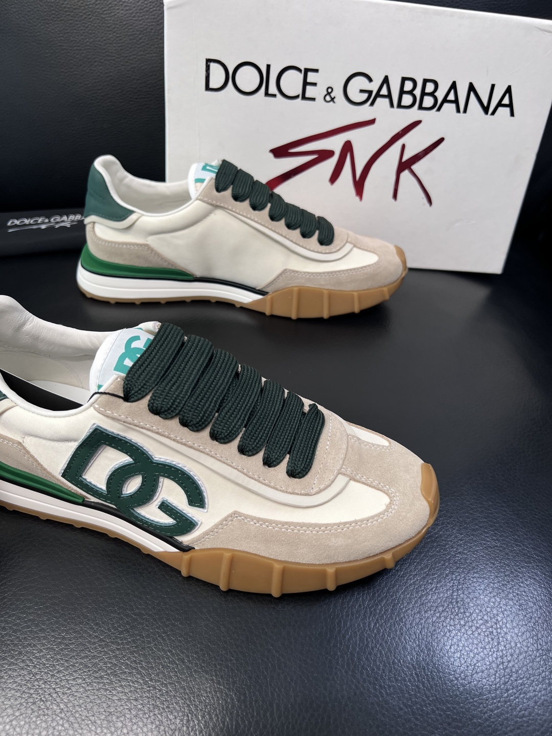 Dolce & Gabbana   高品质  顶级工艺品  杜嘉班纳 爆款专柜新品同步，鞋面意大利进口牛