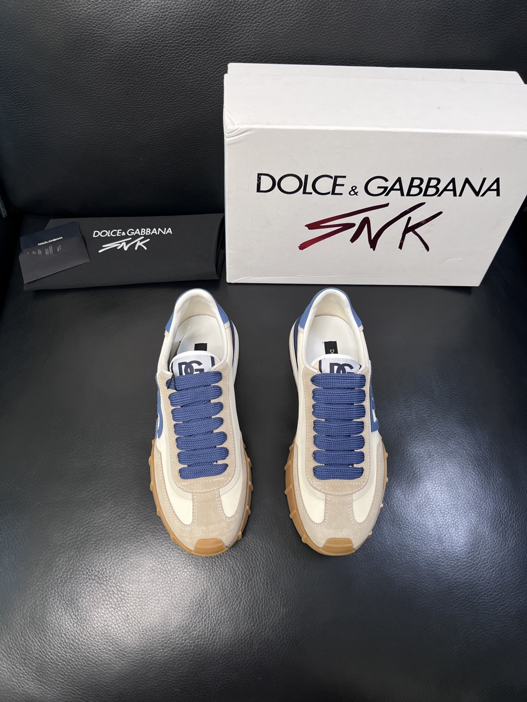 Dolce & Gabbana   高品质  顶级工艺品  杜嘉班纳 爆款专柜新品同步，鞋面意大利进口牛