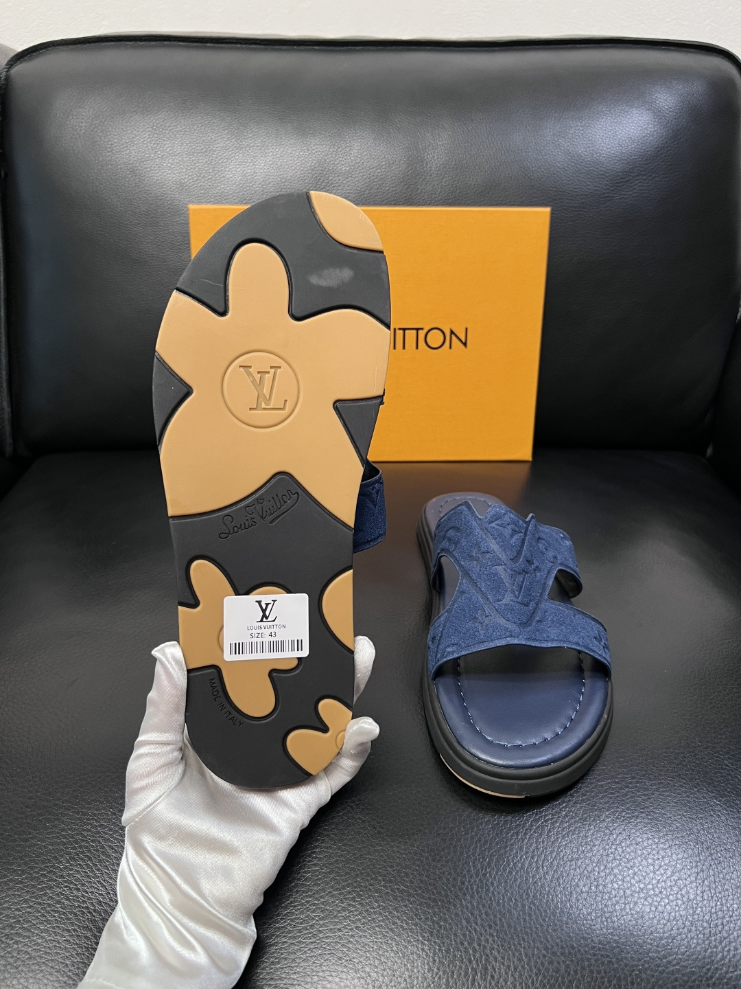 Lv  高品质  顶级工艺品  路易威登，拖鞋  专柜同步原厂配置，鞋面意大利进口，高品质拼接缤纷色彩复
