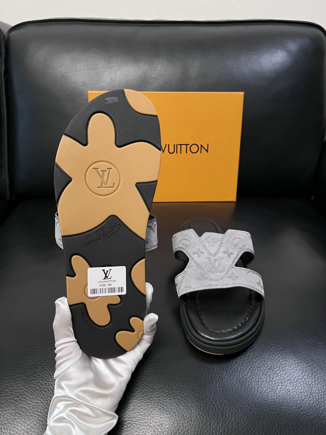 Lv  高品质  顶级工艺品  路易威登，拖鞋  专柜同步原厂配置，鞋面意大利进口，高品质拼接缤纷色彩复