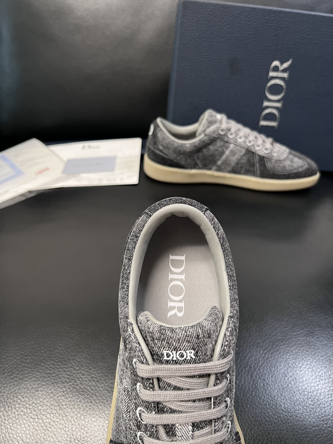 Dior 顶级工艺品 迪奥  专柜同步 原厂配置，意大利进口原版牛皮面料，透气舒适进口水染牛里垫，鞋底：