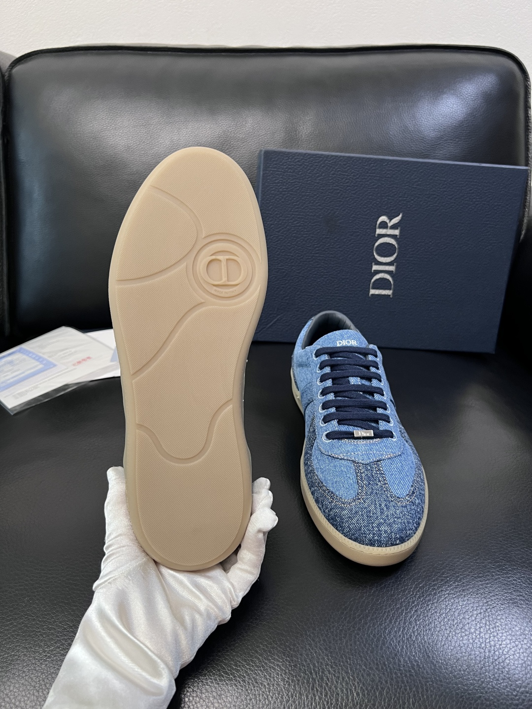 Dior 顶级工艺品 迪奥  专柜同步 原厂配置，意大利进口原版牛皮面料，透气舒适进口水染牛里垫，鞋底：