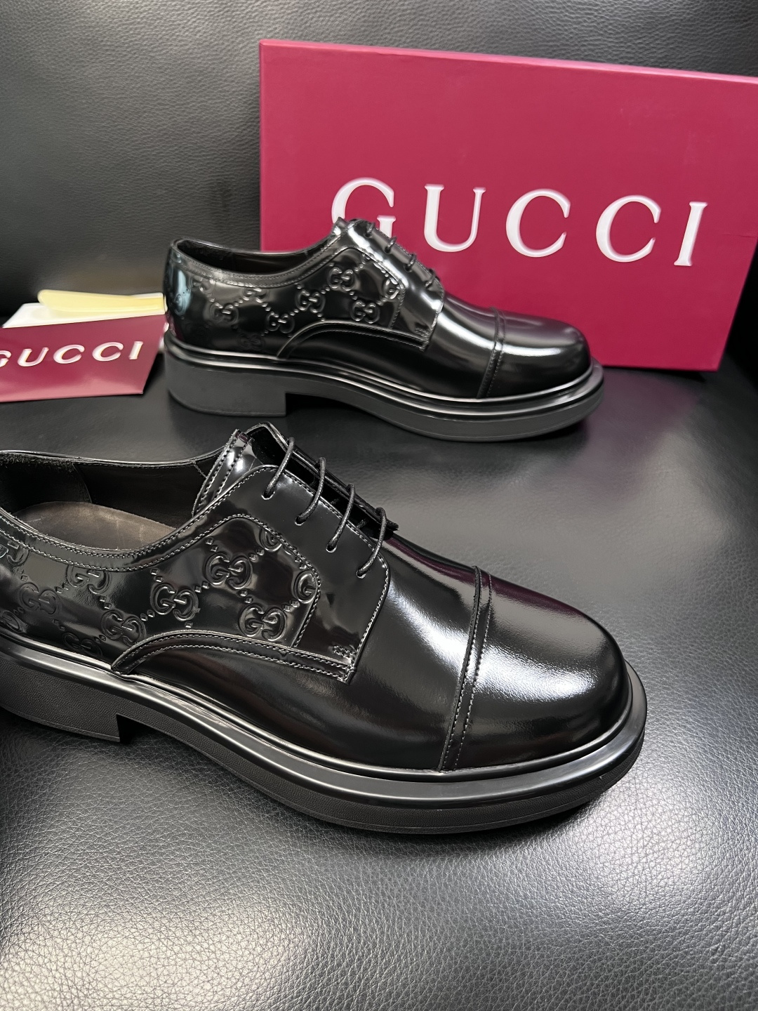Gucci 高品质  顶级工艺品  古奇  皮鞋专柜新款原厂配置，意大利进口牛皮面料，进口牛皮内里垫，透