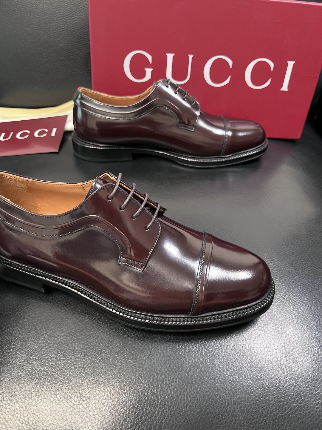 Gucci 高品质  顶级工艺品  古奇  皮鞋专柜新款原厂配置，意大利进口牛皮面料，进口牛皮内里垫，透