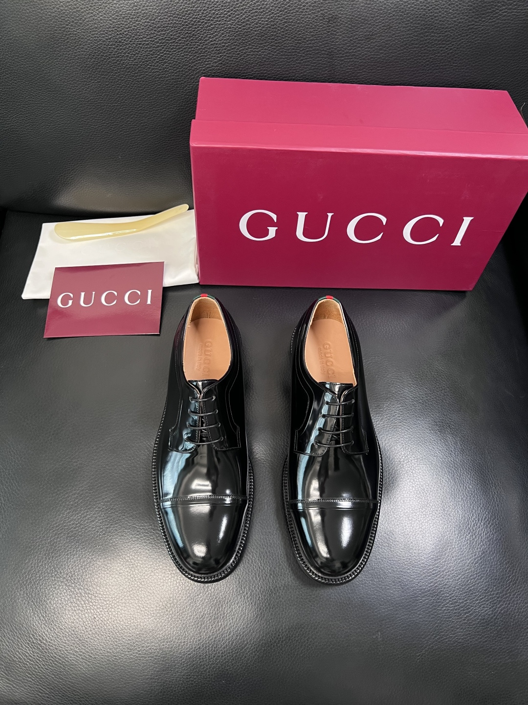 Gucci 高品质  顶级工艺品  古奇  皮鞋专柜新款原厂配置，意大利进口牛皮面料，进口牛皮内里垫，透