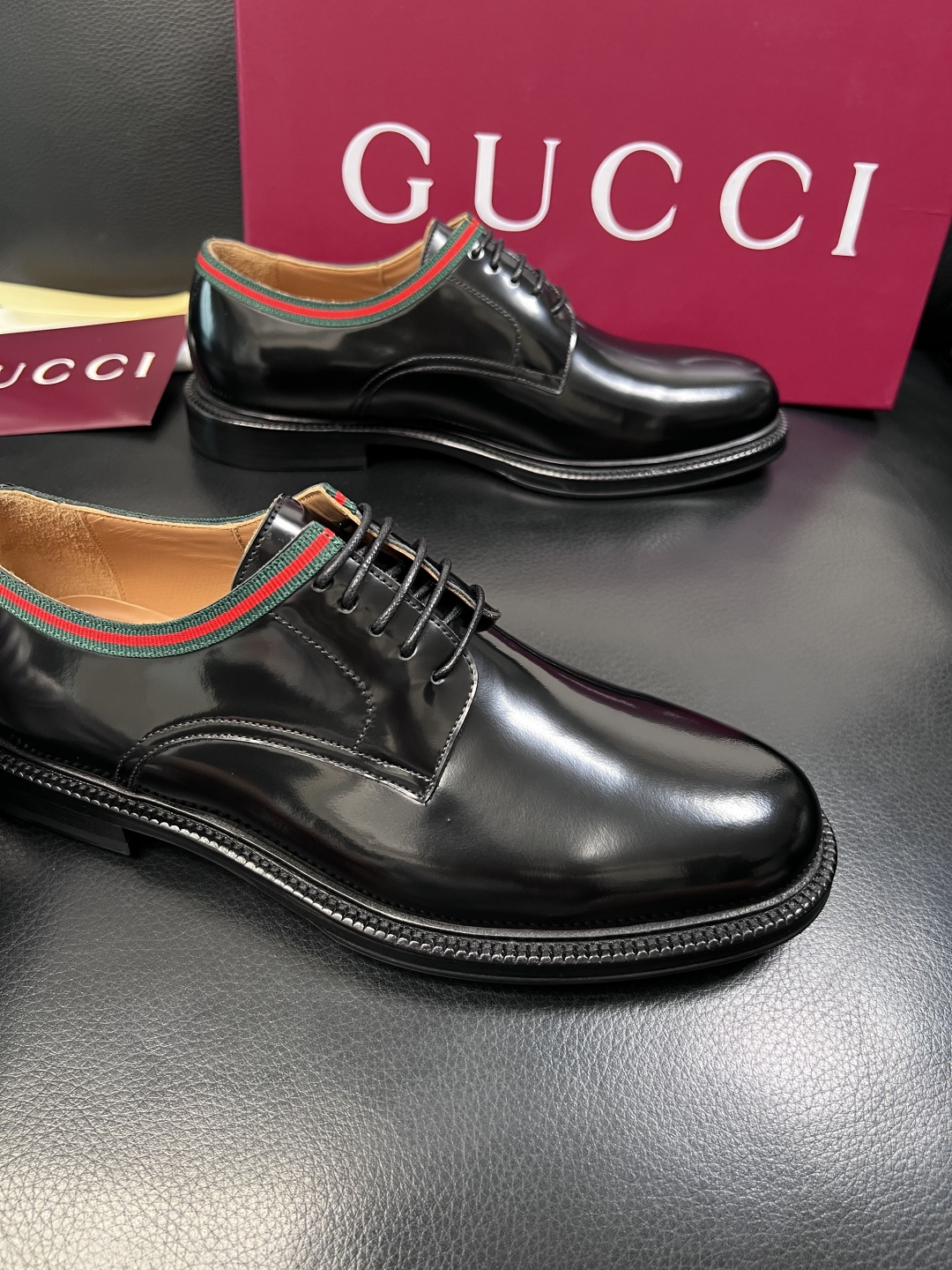 Gucci 高品质  顶级工艺品  古奇  皮鞋专柜新款原厂配置，意大利进口牛皮面料，进口牛皮内里垫，透