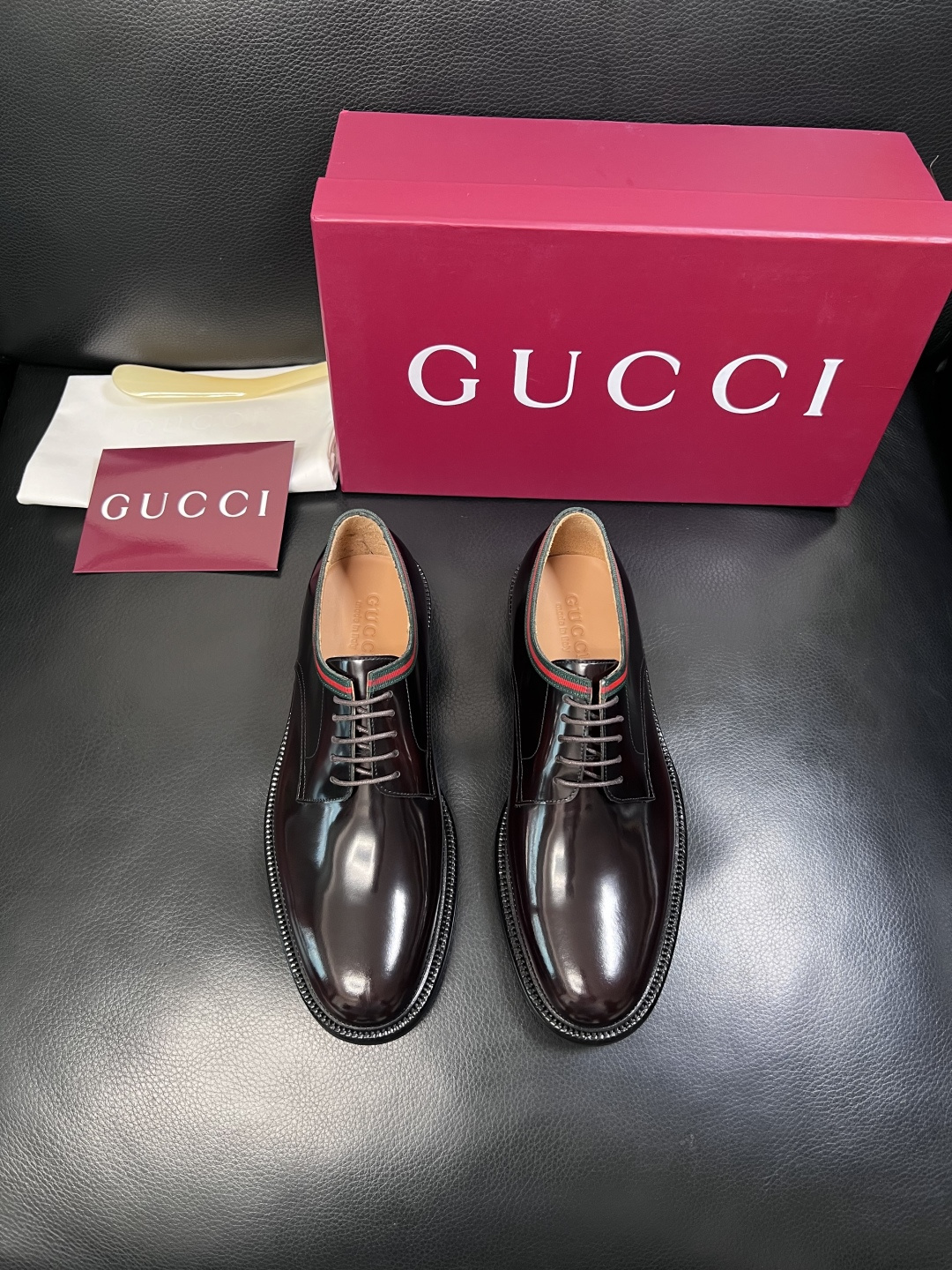 Gucci 高品质  顶级工艺品  古奇  皮鞋专柜新款原厂配置，意大利进口牛皮面料，进口牛皮内里垫，透