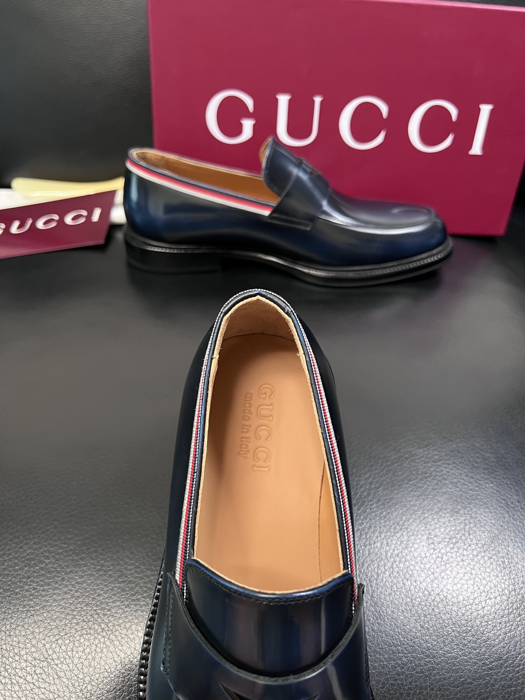 Gucci 高品质  顶级工艺品  古奇  皮鞋专柜新款原厂配置，意大利进口牛皮面料，进口牛皮内里垫，透